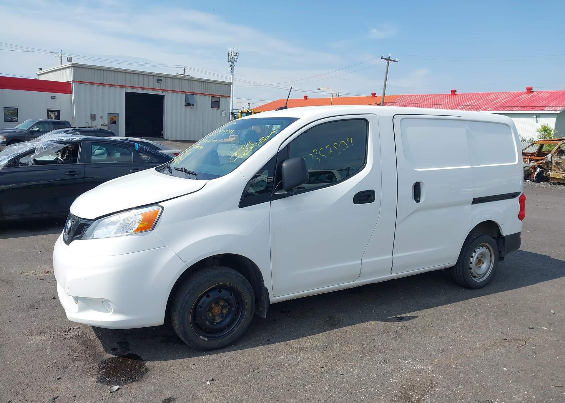 2021 NISSAN NV200