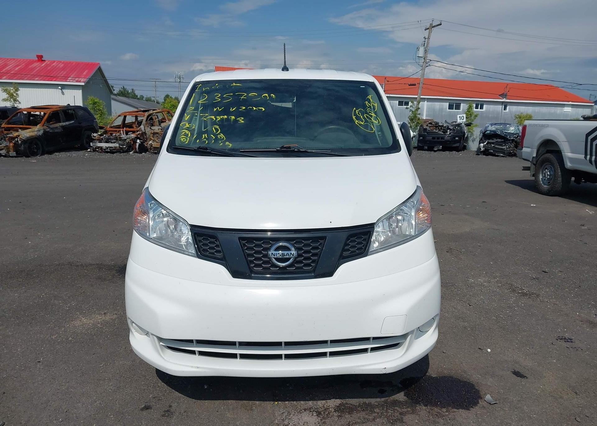 2021 NISSAN NV200