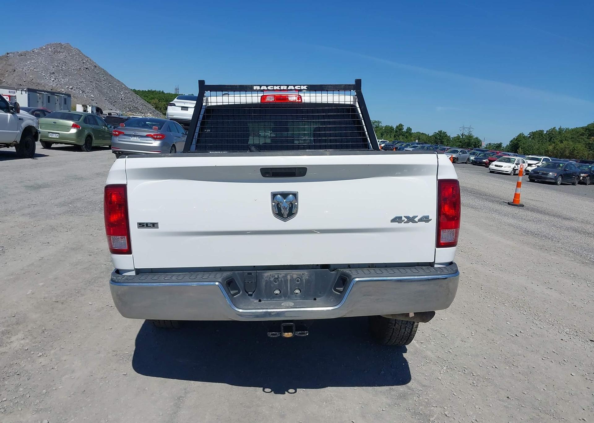 2023 RAM 1500 CLASSIC SLT