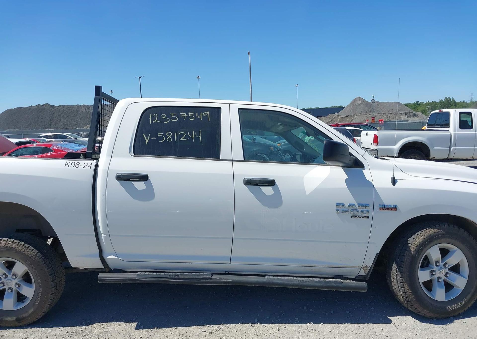 2023 RAM 1500 CLASSIC SLT