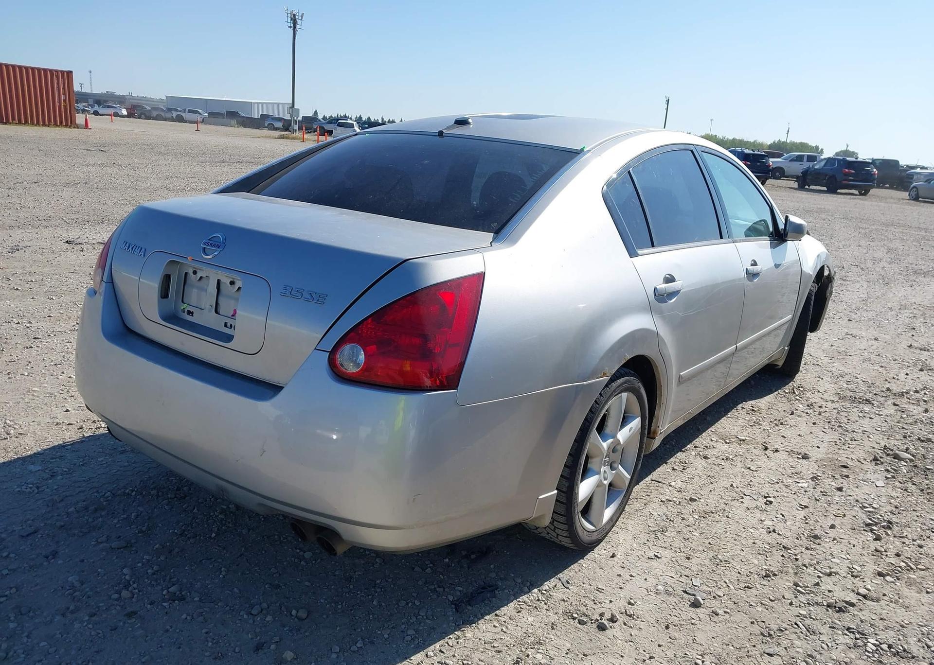 2005 NISSAN MAXIMA 3.5 SE