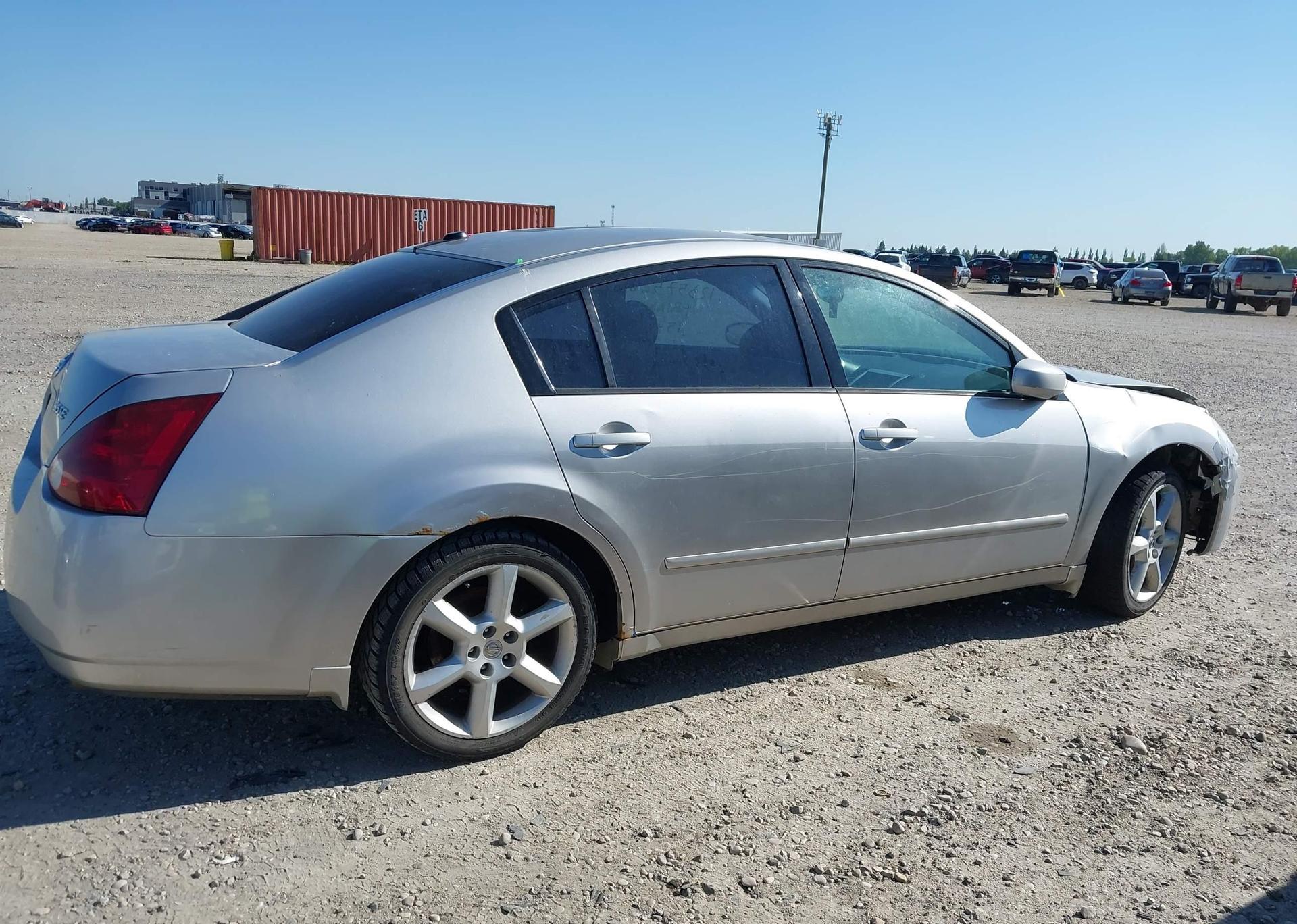2005 NISSAN MAXIMA 3.5 SE