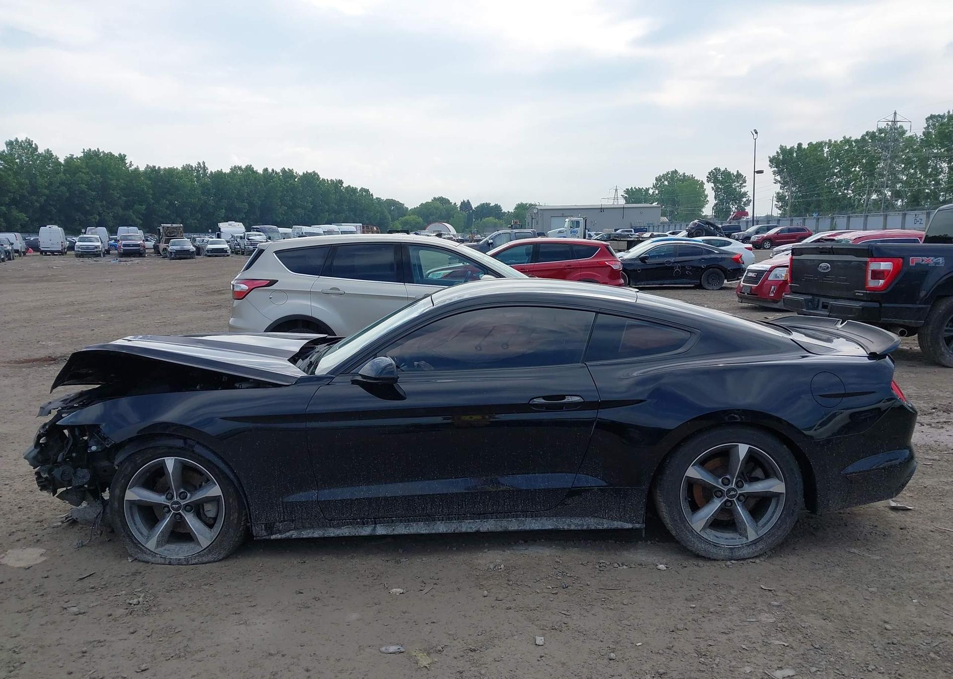 2016 FORD MUSTANG V6