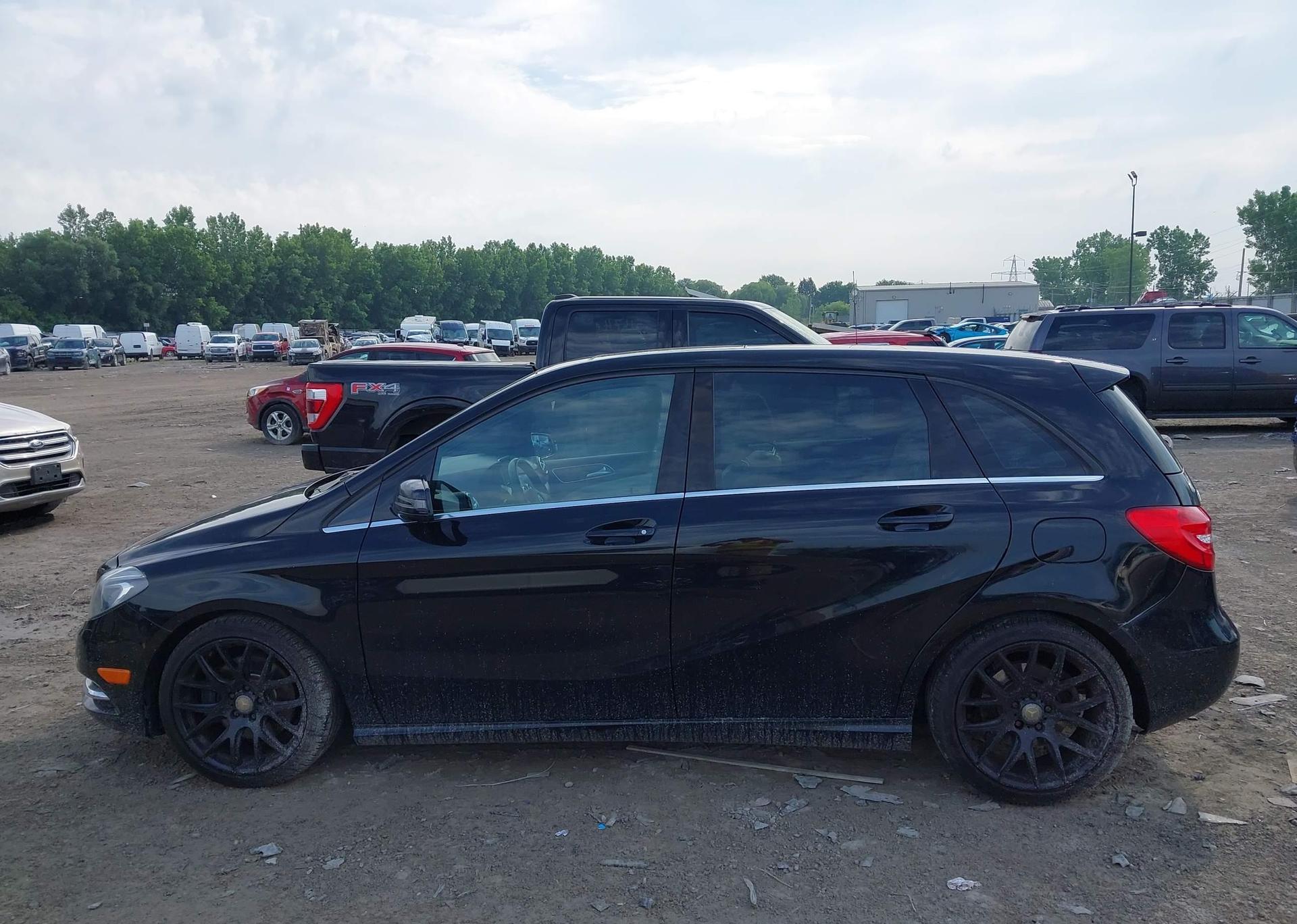 2013 MERCEDES-BENZ B250