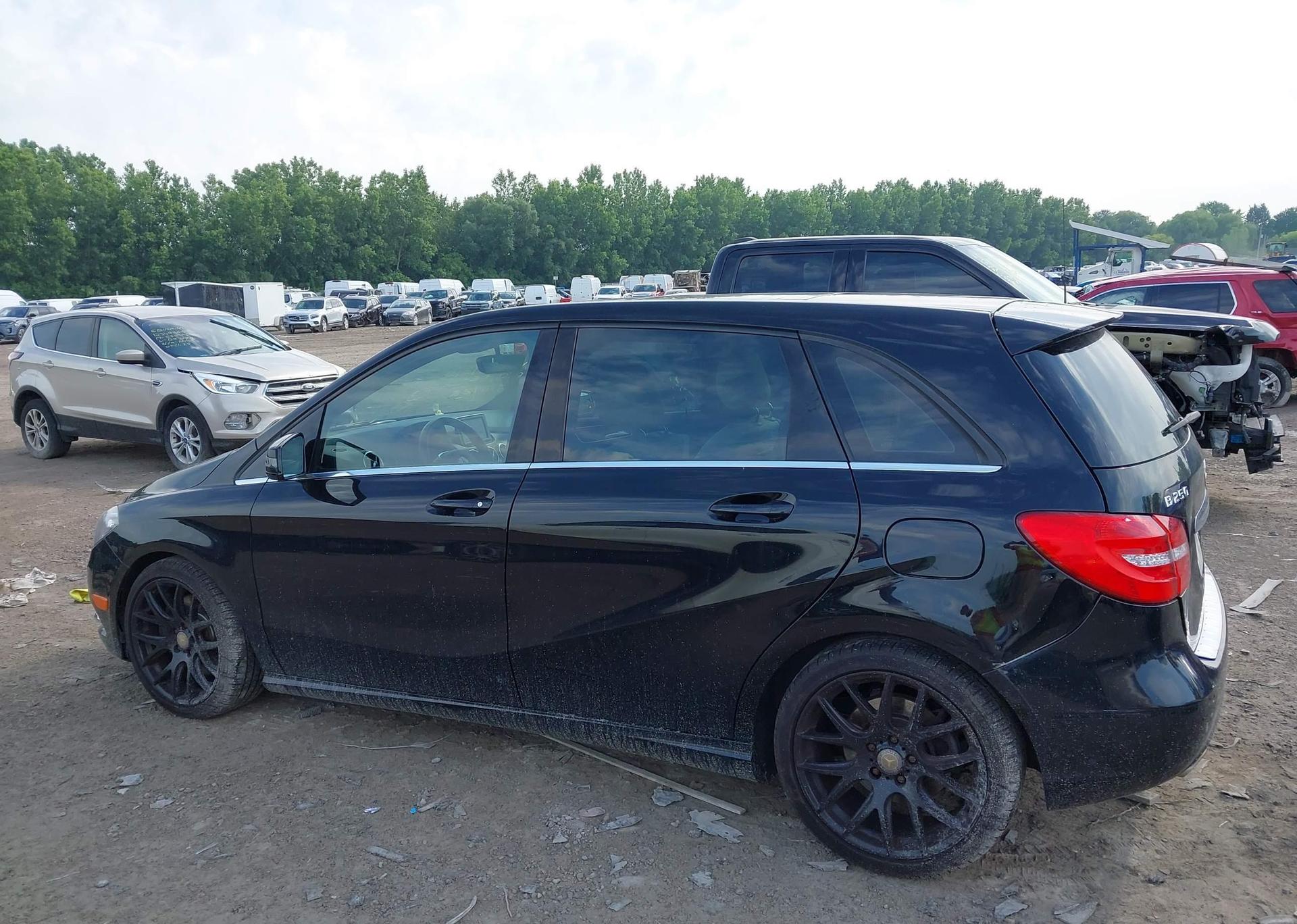 2013 MERCEDES-BENZ B250