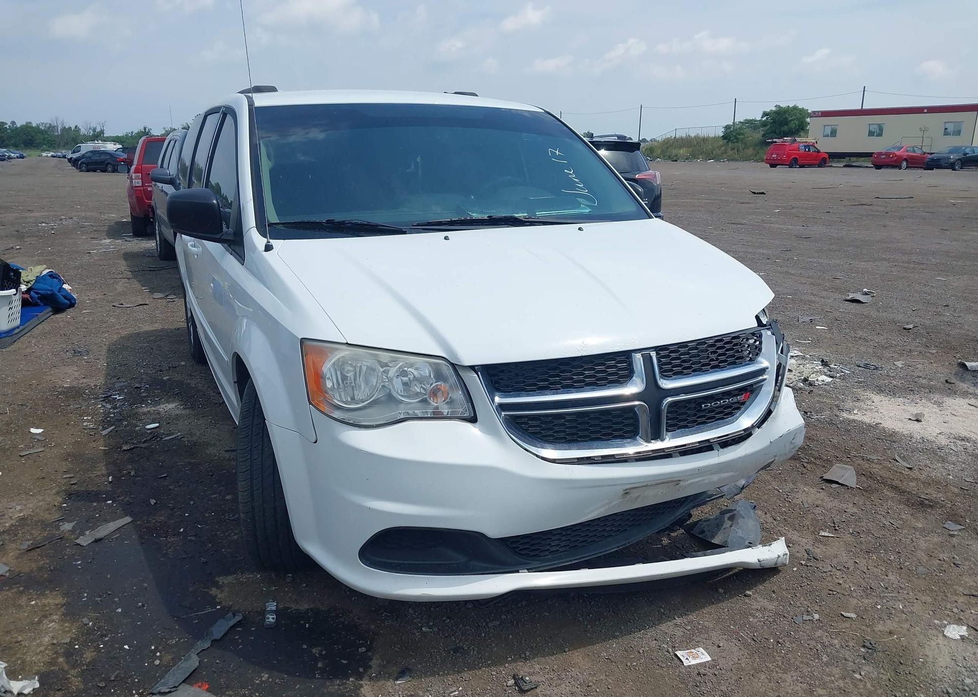 2014 DODGE GRAND CARAVAN SE