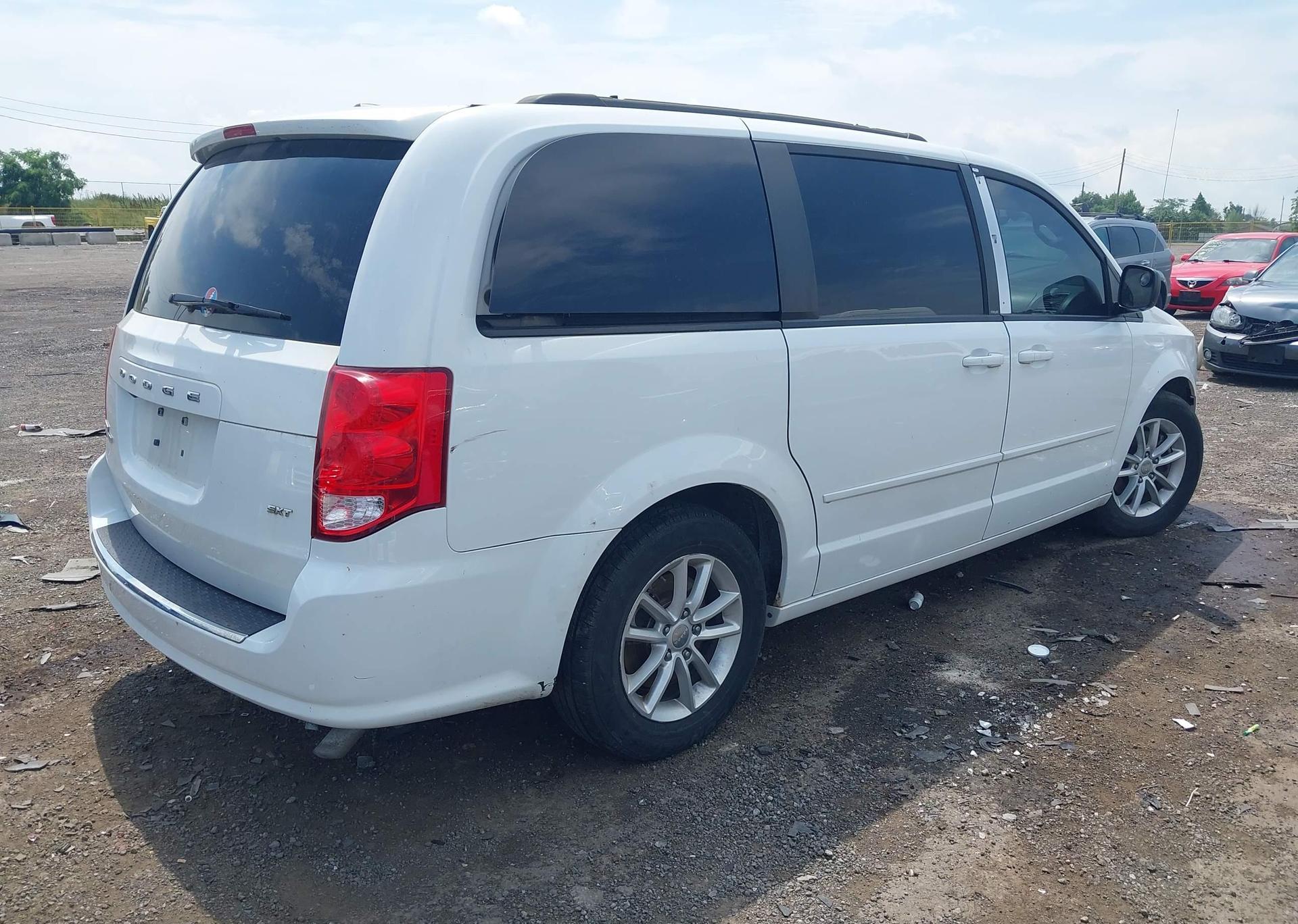 2014 DODGE GRAND CARAVAN SE