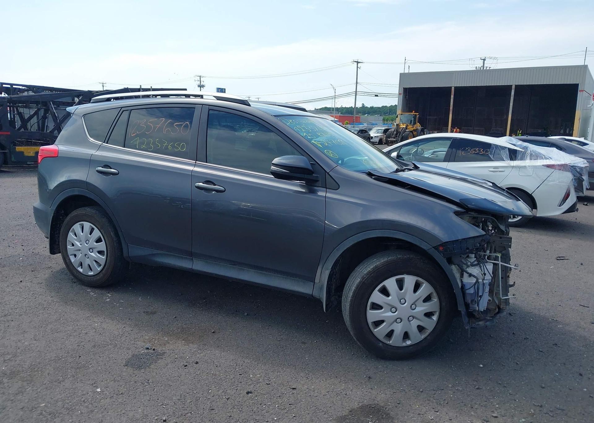 2015 TOYOTA RAV4 LE