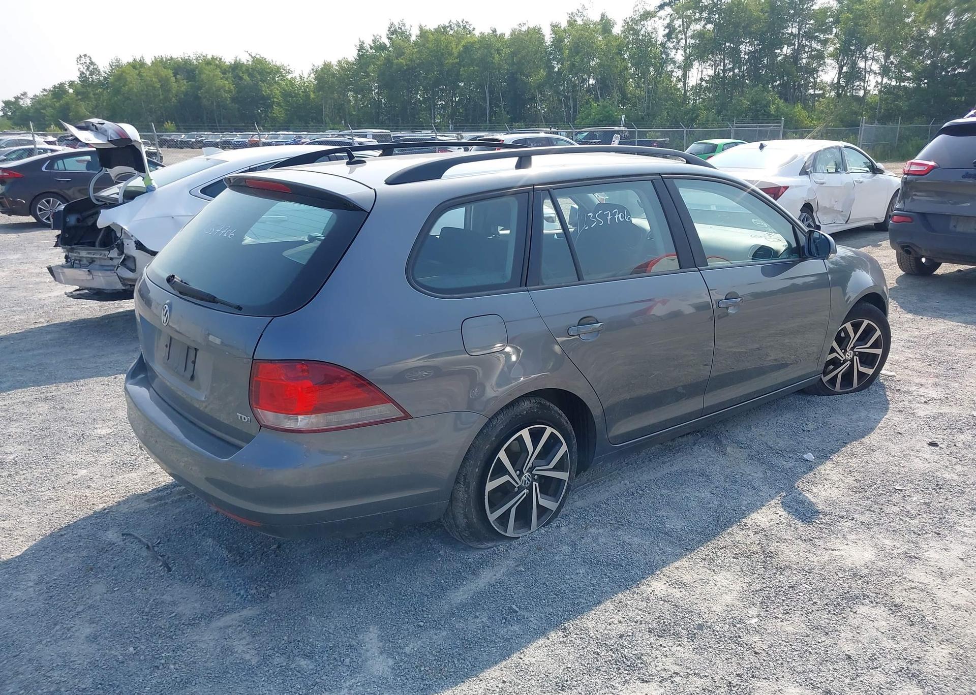 2014 VOLKSWAGEN GOLF 2.0 TDI COMFORTLINE