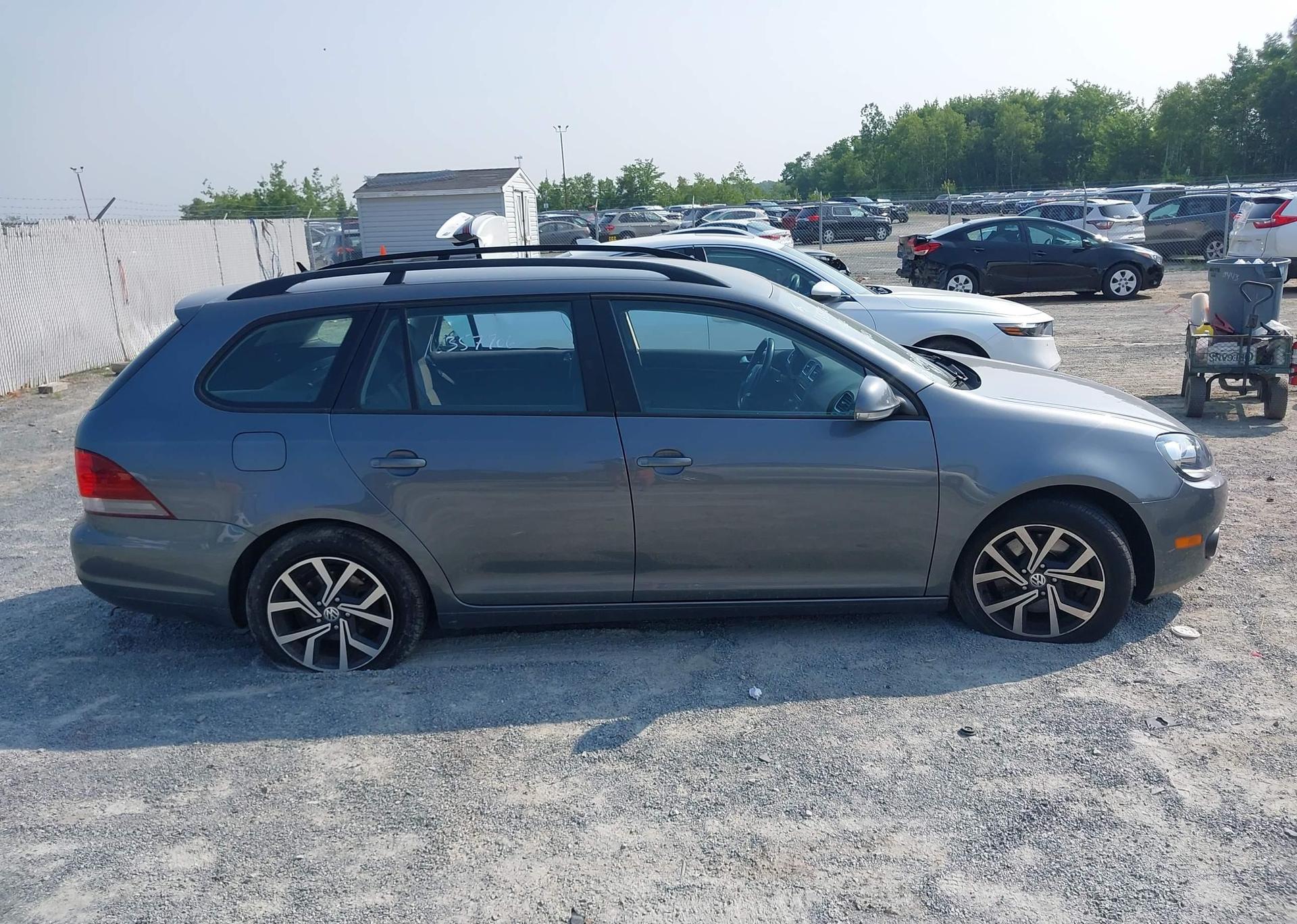 2014 VOLKSWAGEN GOLF 2.0 TDI COMFORTLINE