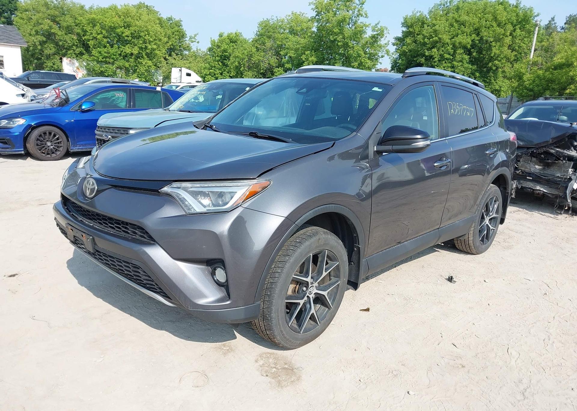 2017 TOYOTA RAV4 SE