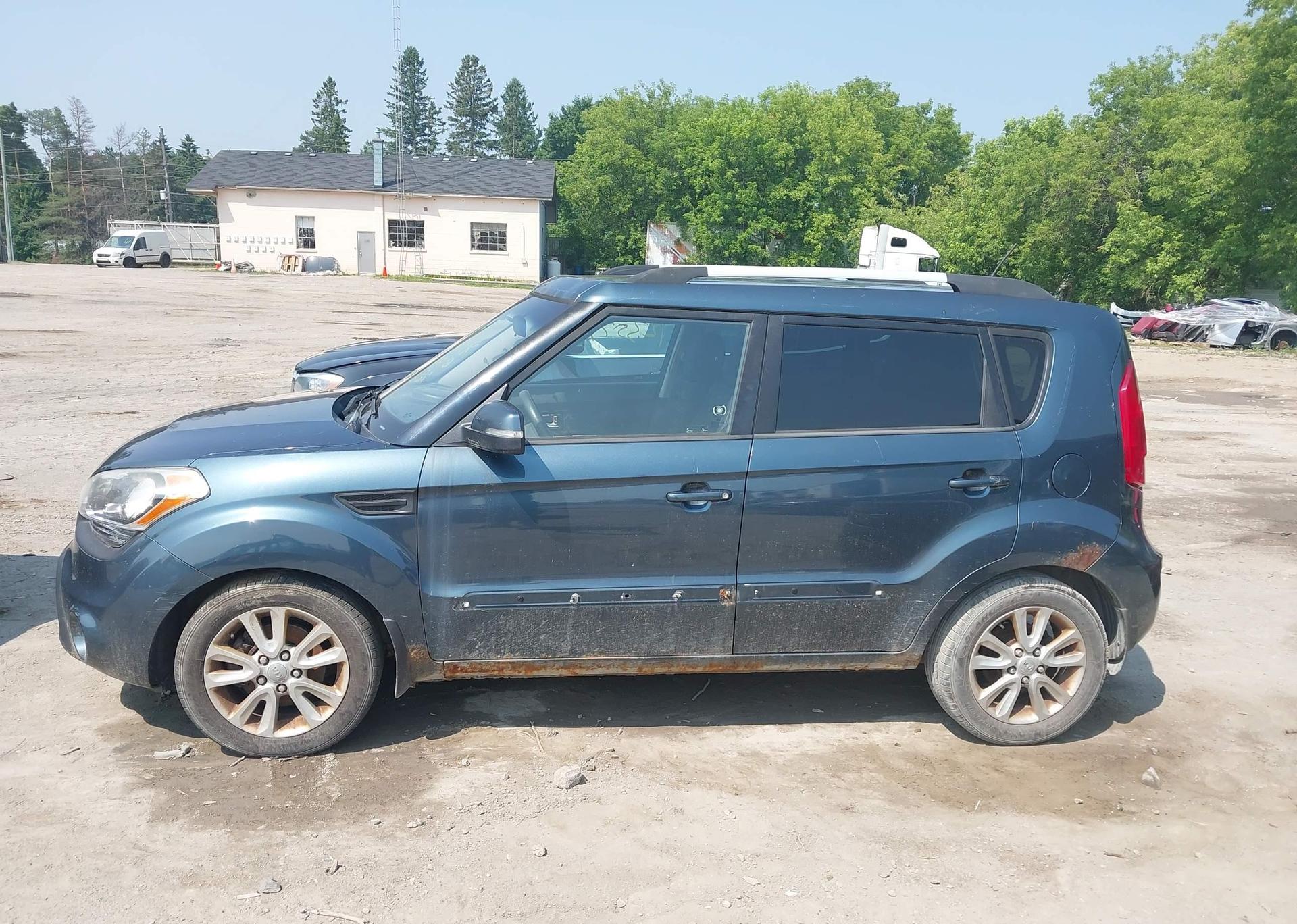 2012 KIA SOUL +
