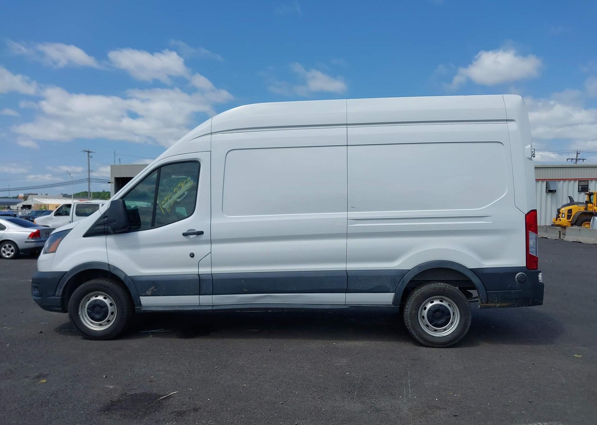 2024 FORD transit t-250