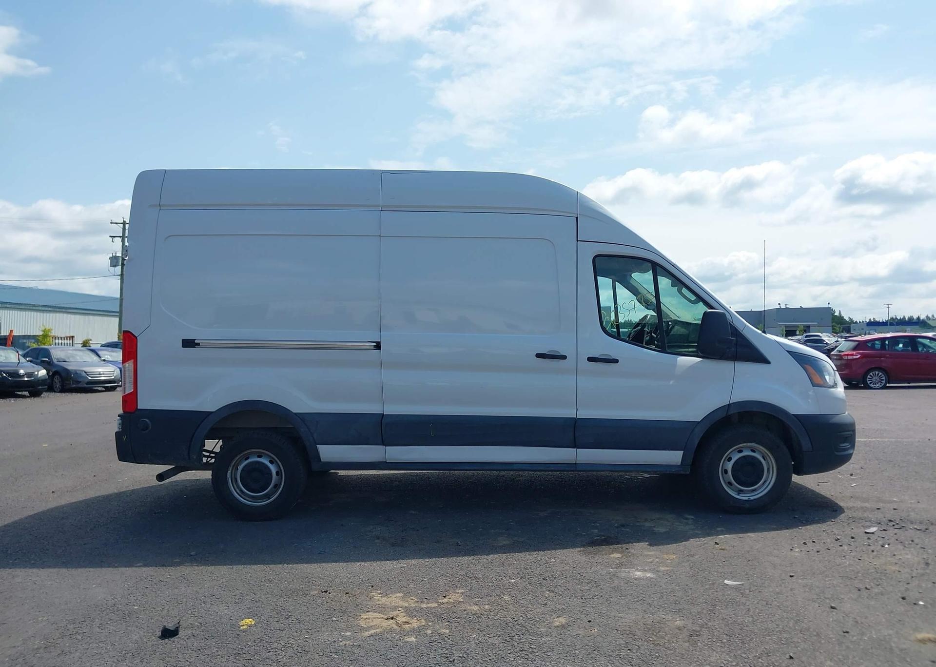 2024 FORD transit t-250