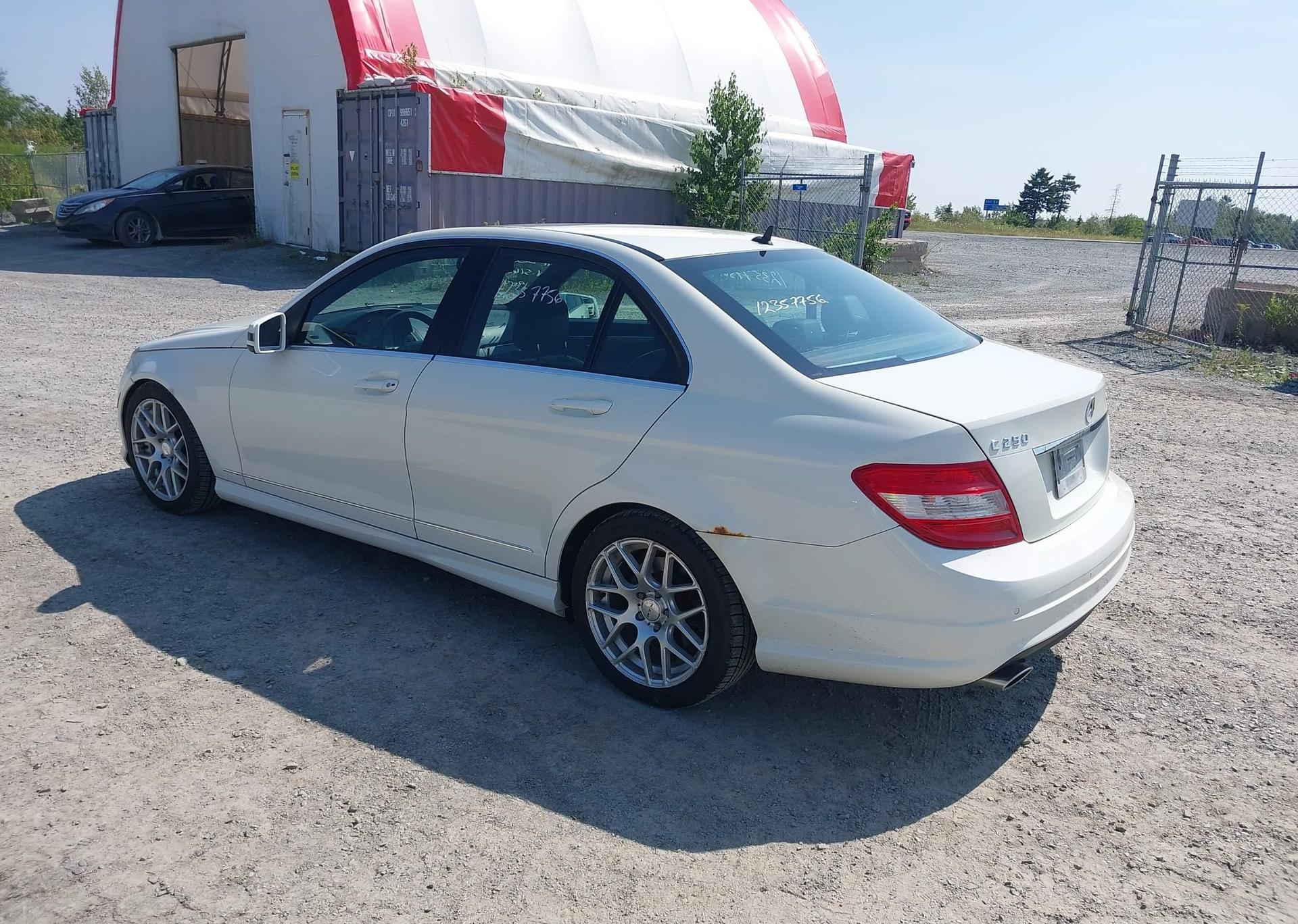 2011 MERCEDES-BENZ C 250 4MATIC