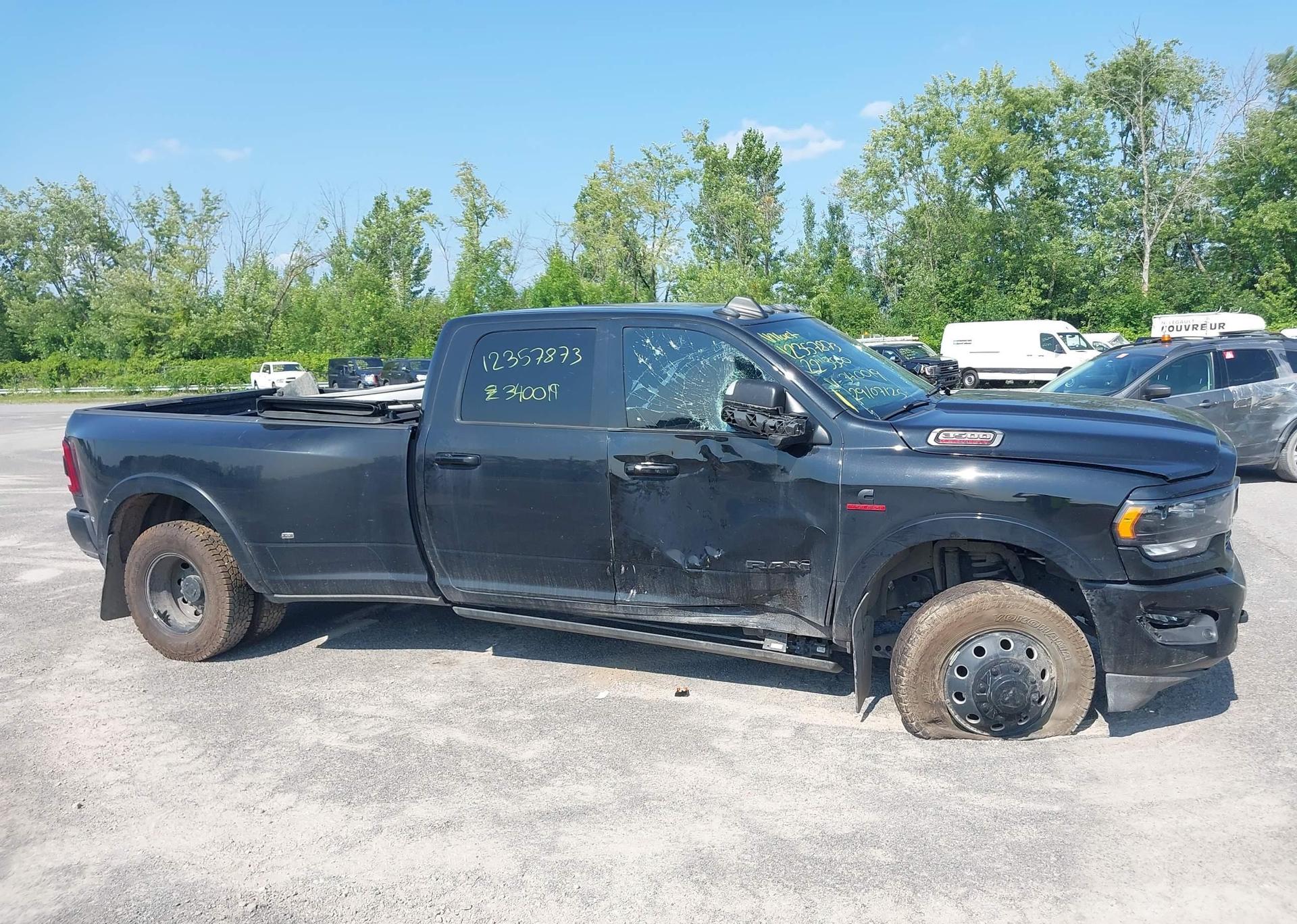 2022 RAM 3500 LIMITED