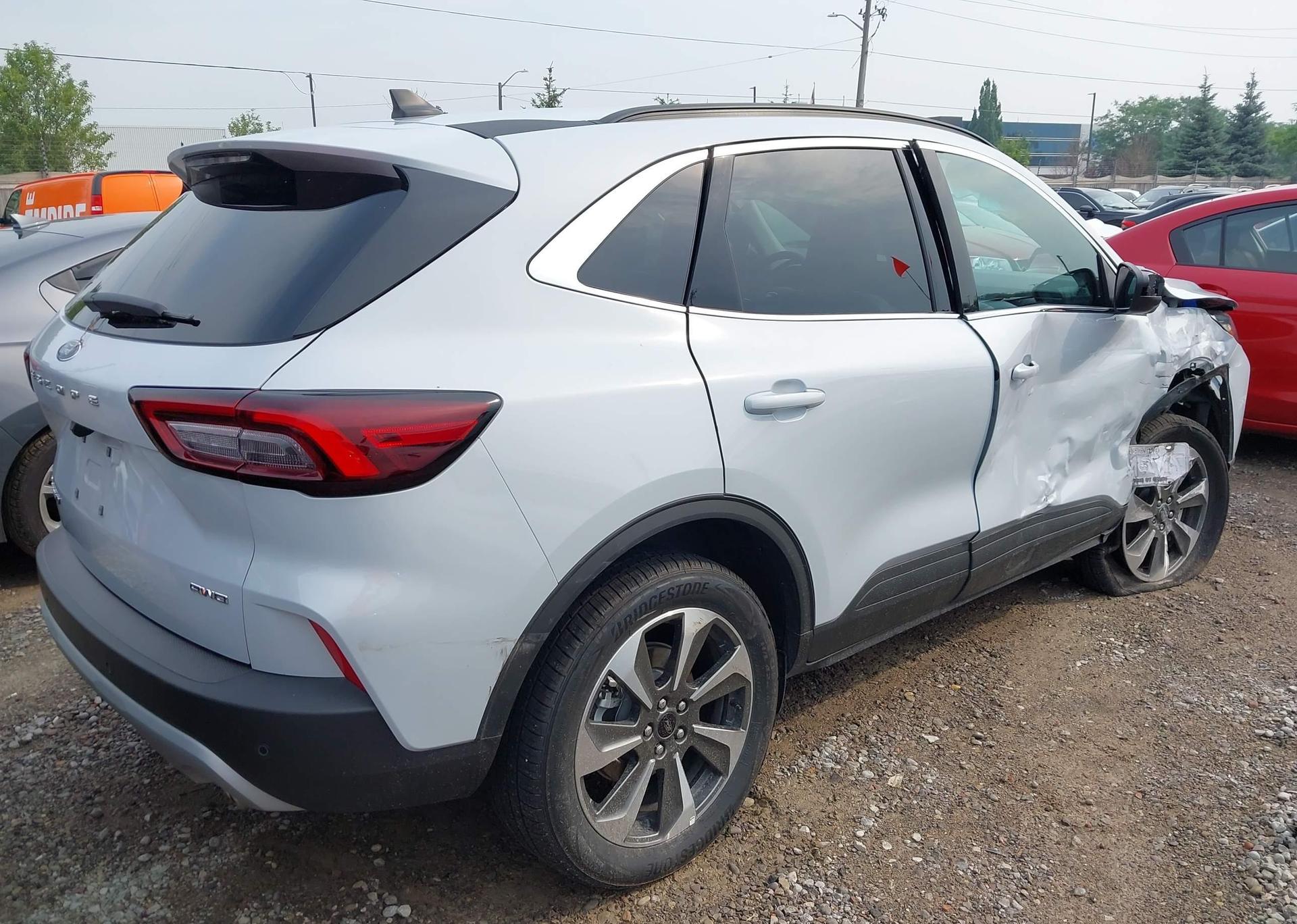 2025 FORD ESCAPE PLATINUM