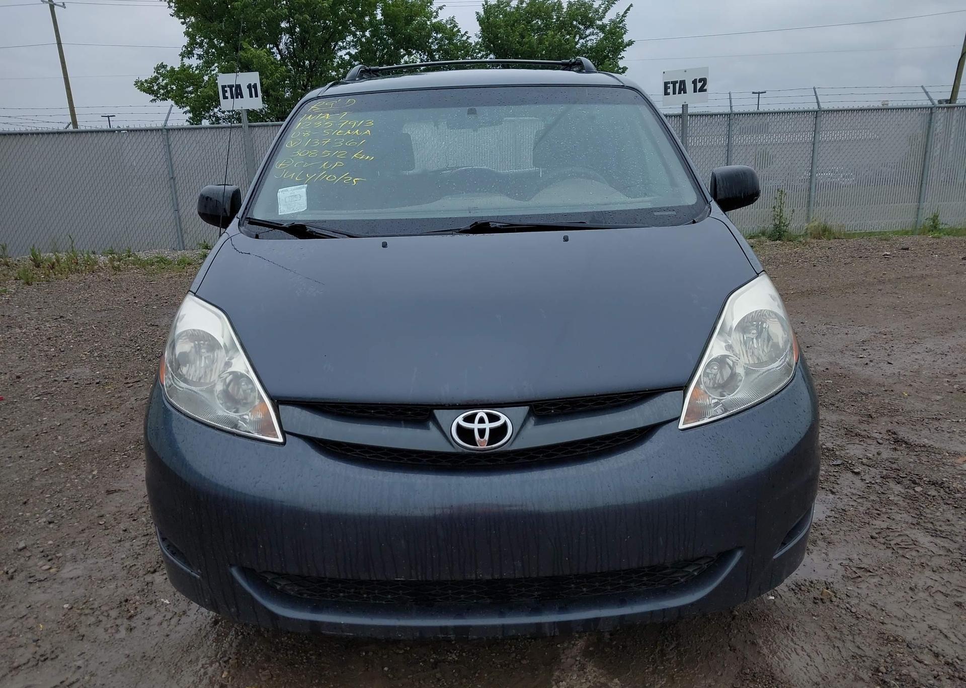 2008 TOYOTA SIENNA CE