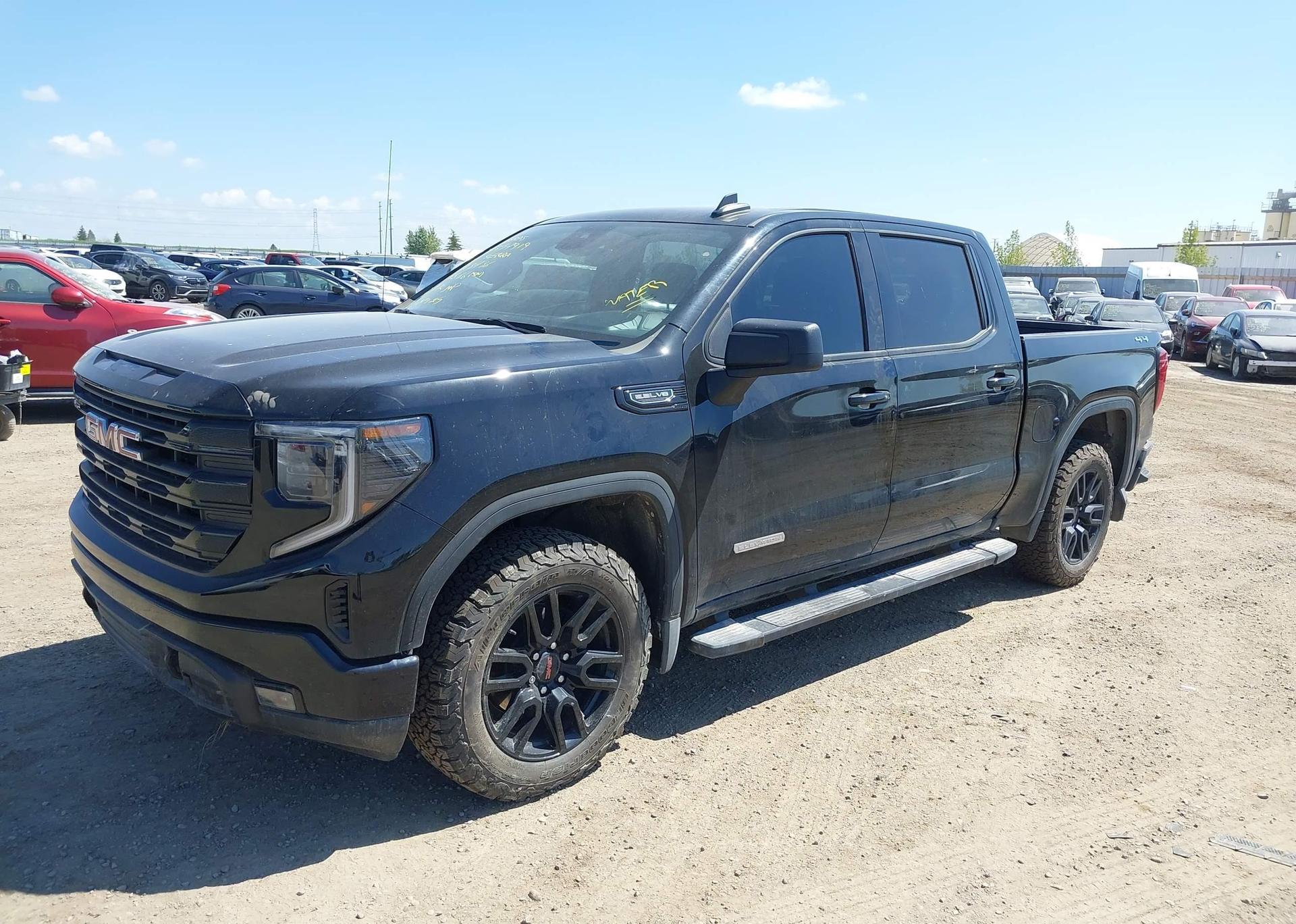 2022 GMC SIERRA K1500 ELEVATION