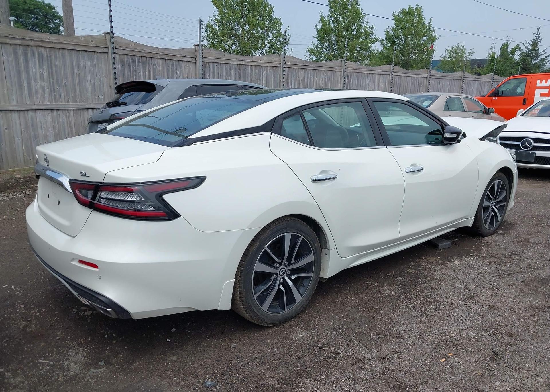 2023 NISSAN MAXIMA SL