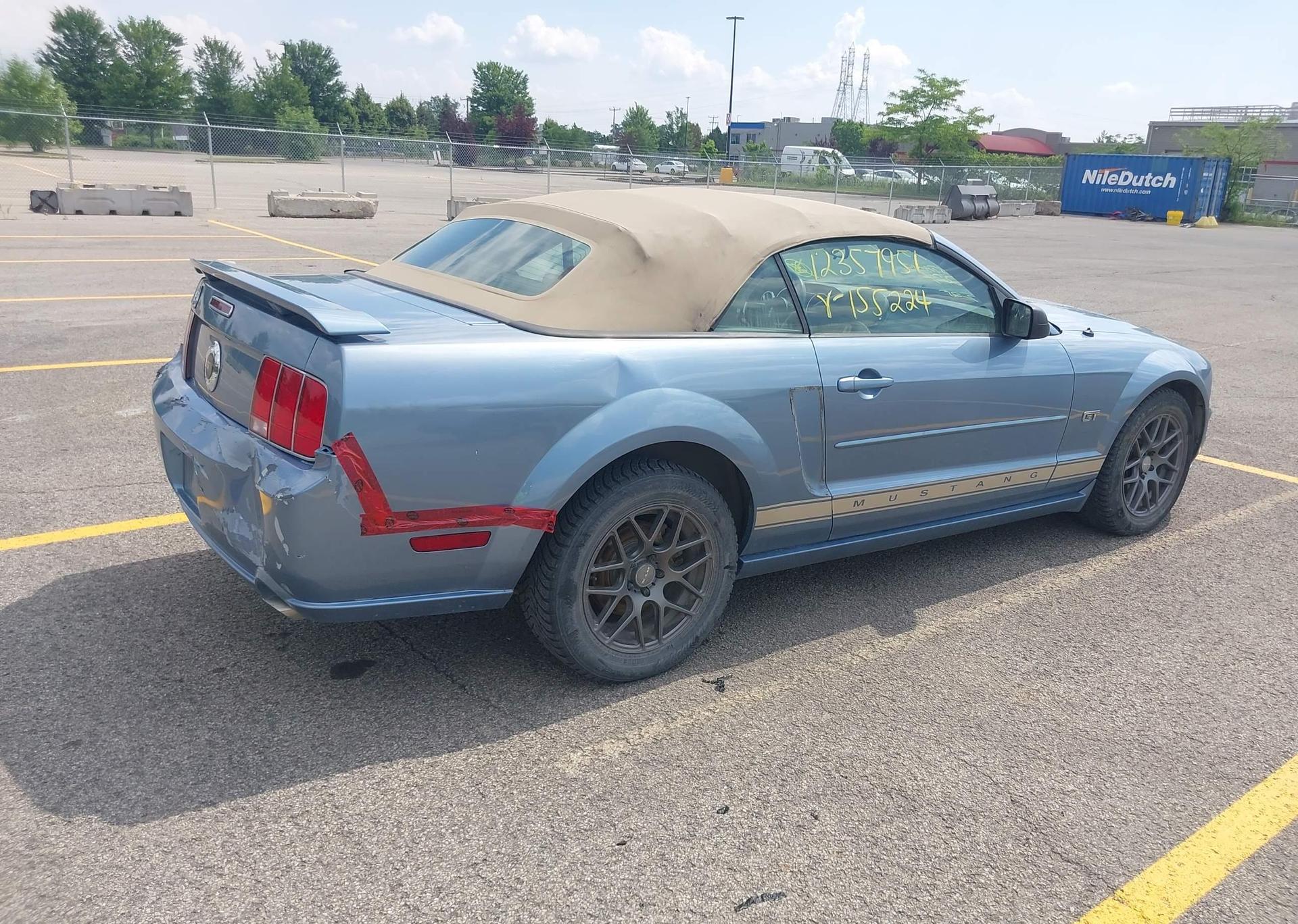 2006 FORD MUSTANG GT