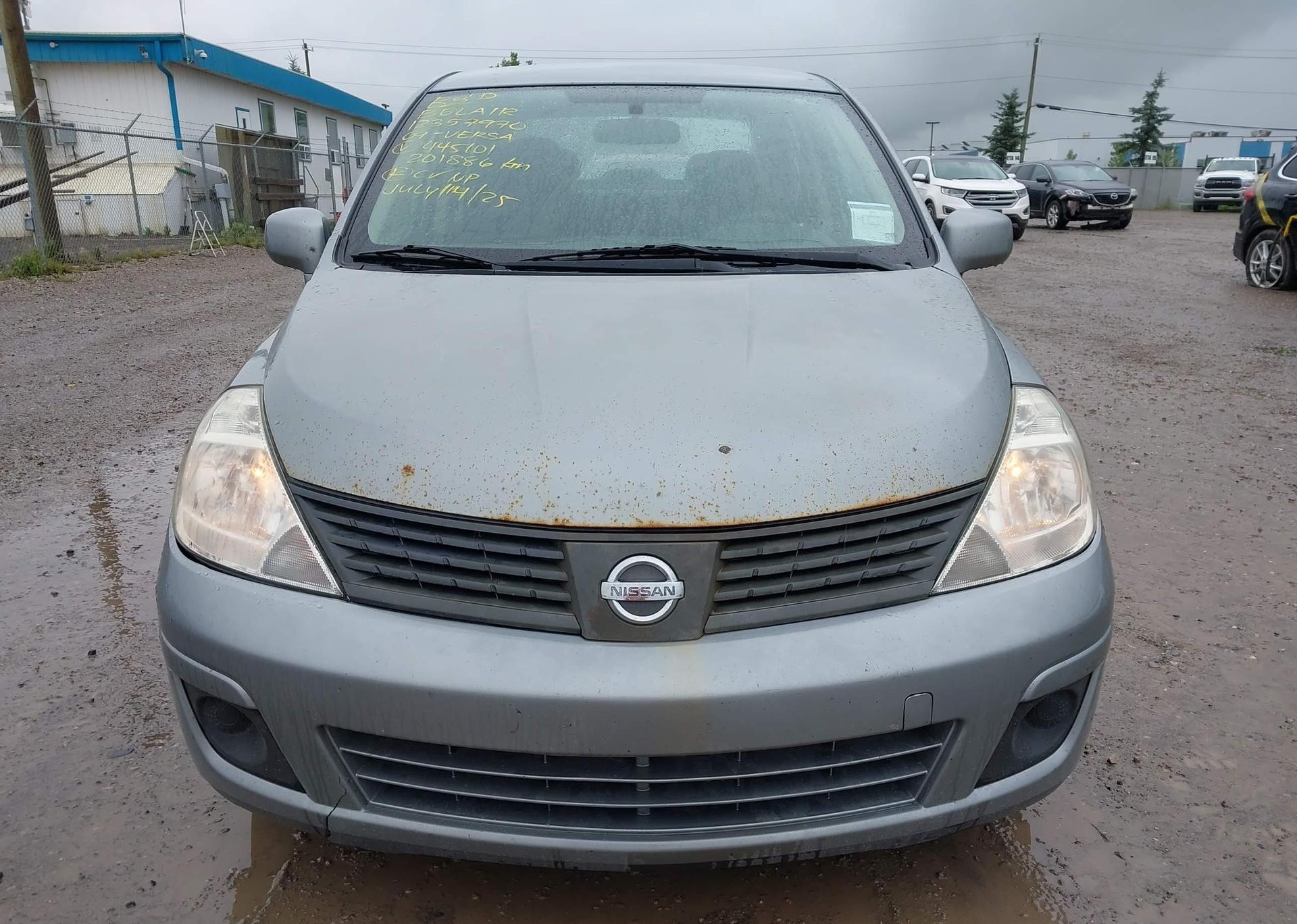 2009 NISSAN VERSA S