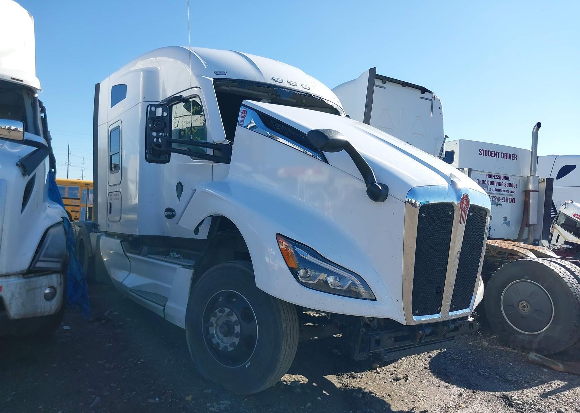 2025 KENWORTH CONSTRUCTION T680