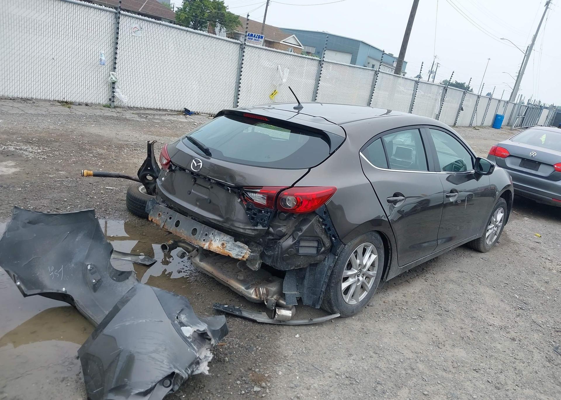 2015 MAZDA 3 TOURING