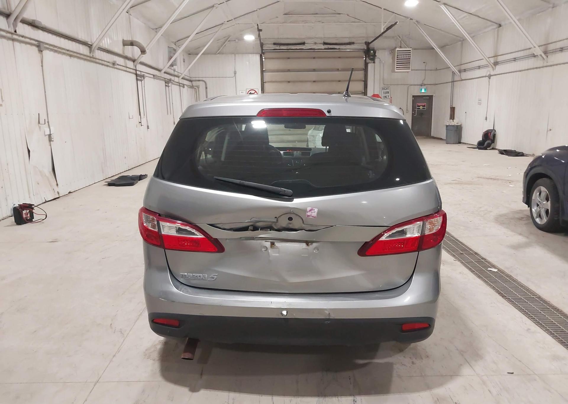 2014 MAZDA MAZDA5 GS