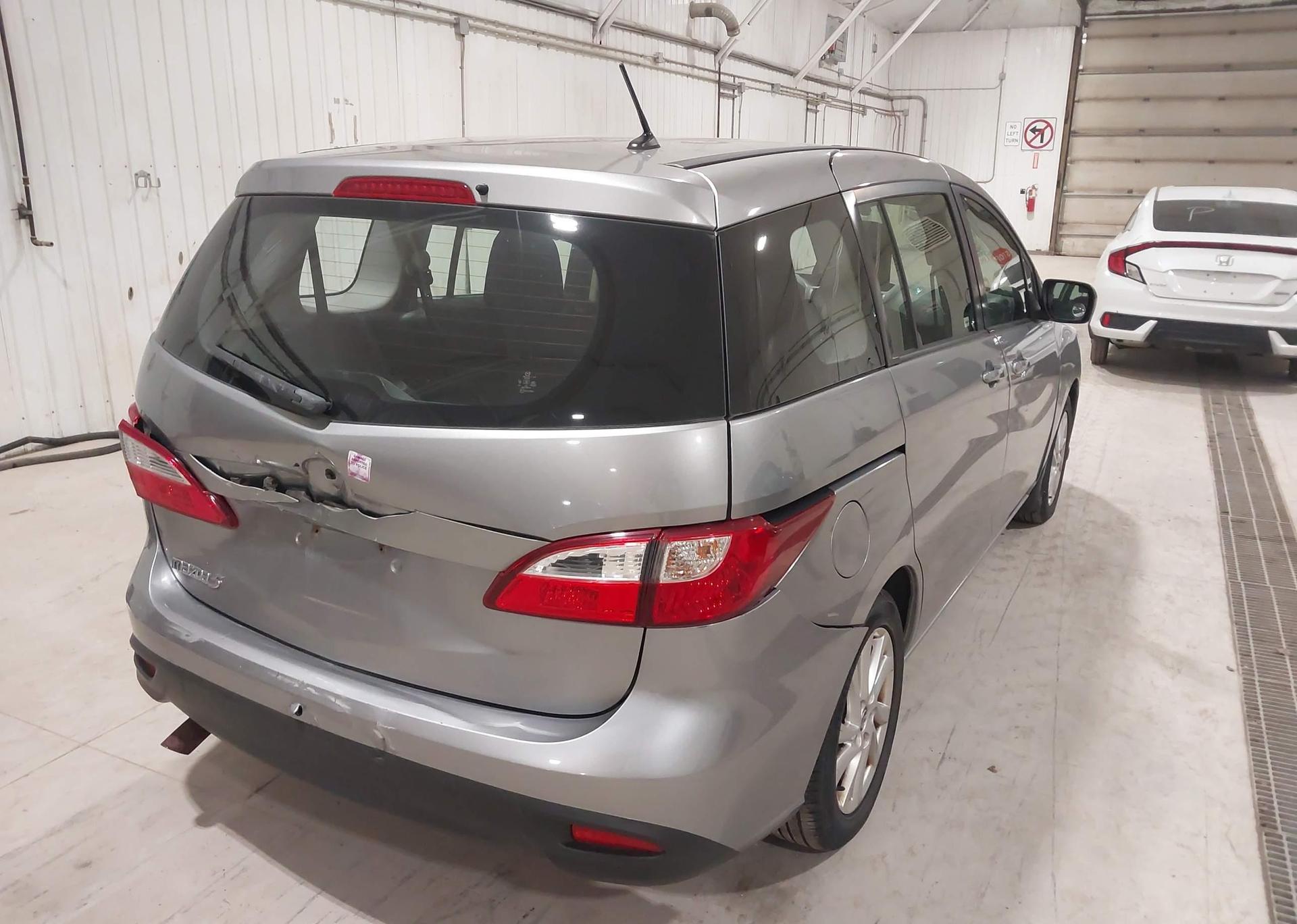 2014 MAZDA MAZDA5 GS