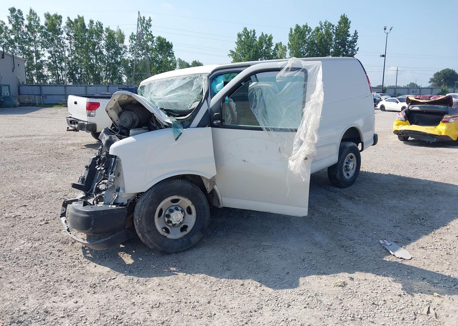2017 CHEVROLET EXPRESS 2500 1WT