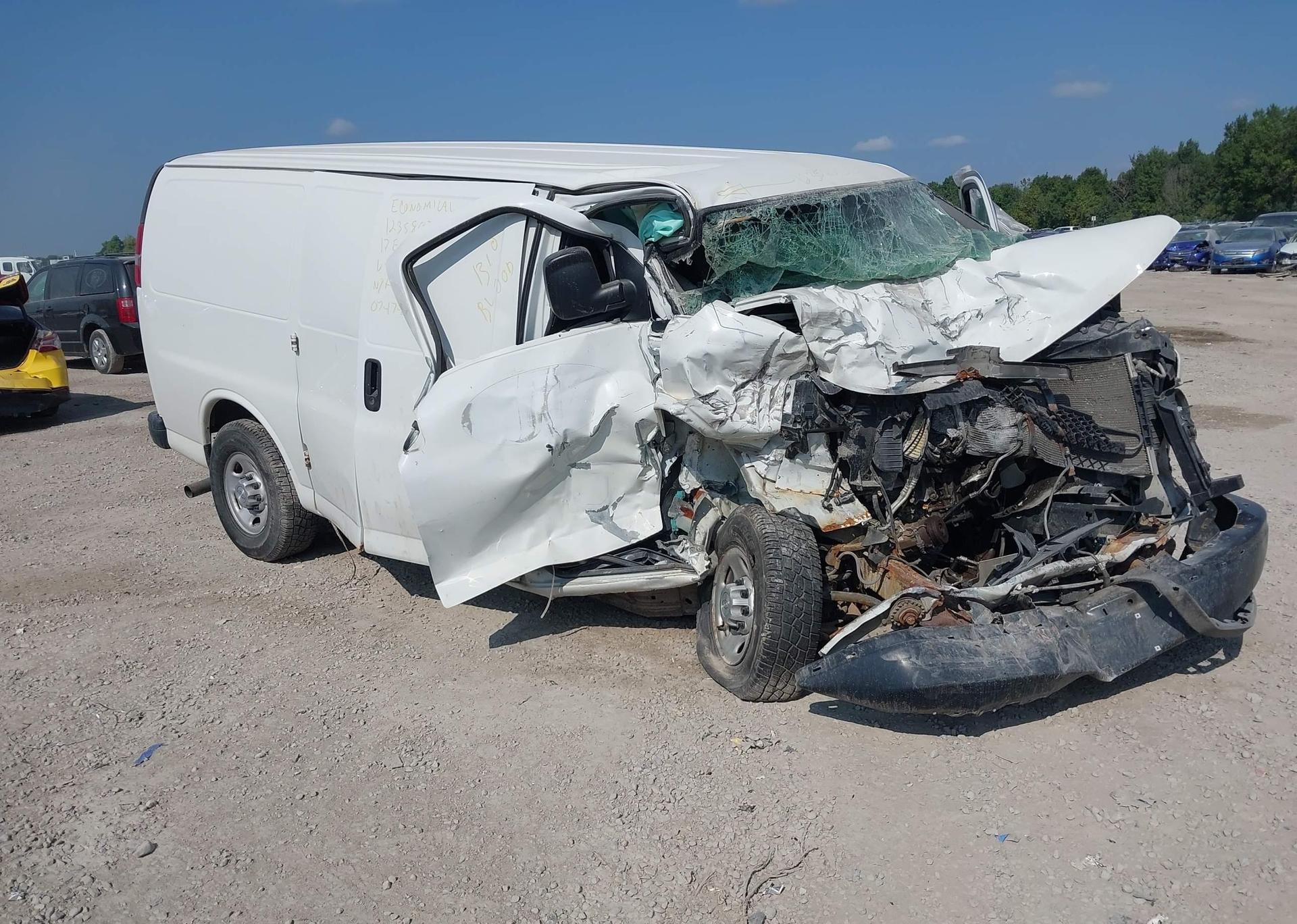 2017 CHEVROLET EXPRESS 2500 1WT