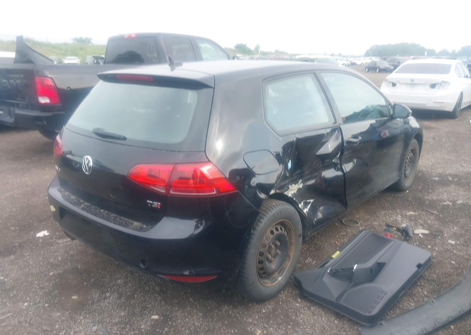 2015 VOLKSWAGEN GOLF 1.8 TSI TRENDLINE