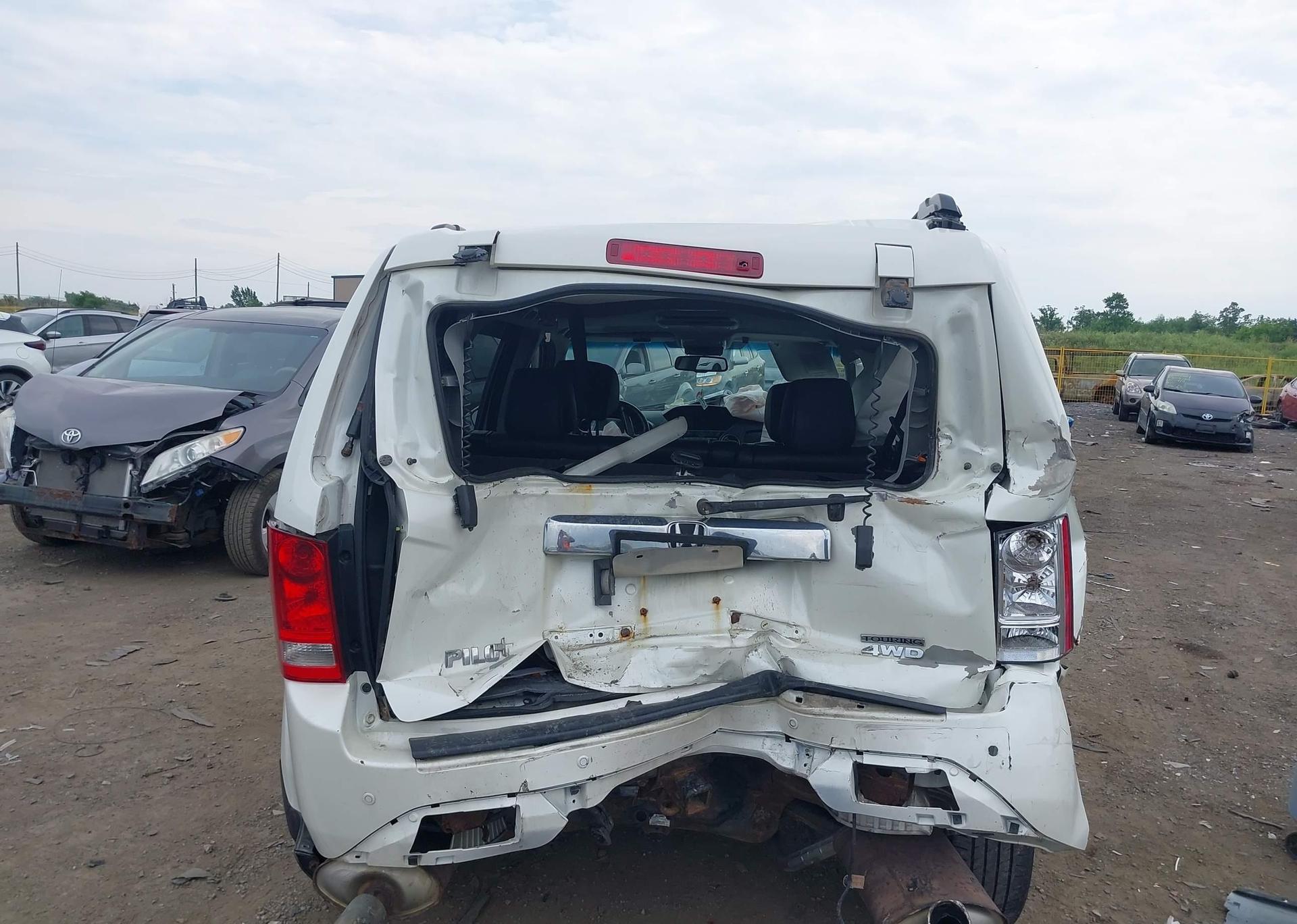 2015 HONDA PILOT