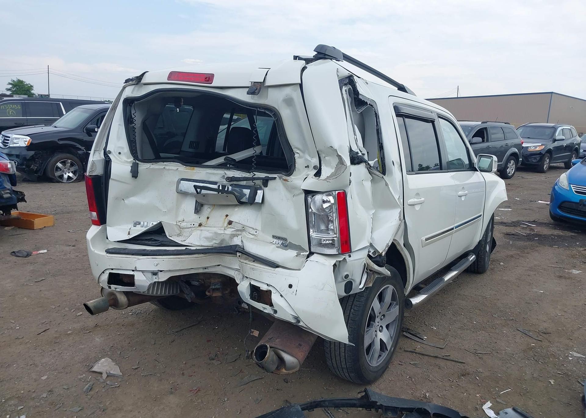 2015 HONDA PILOT
