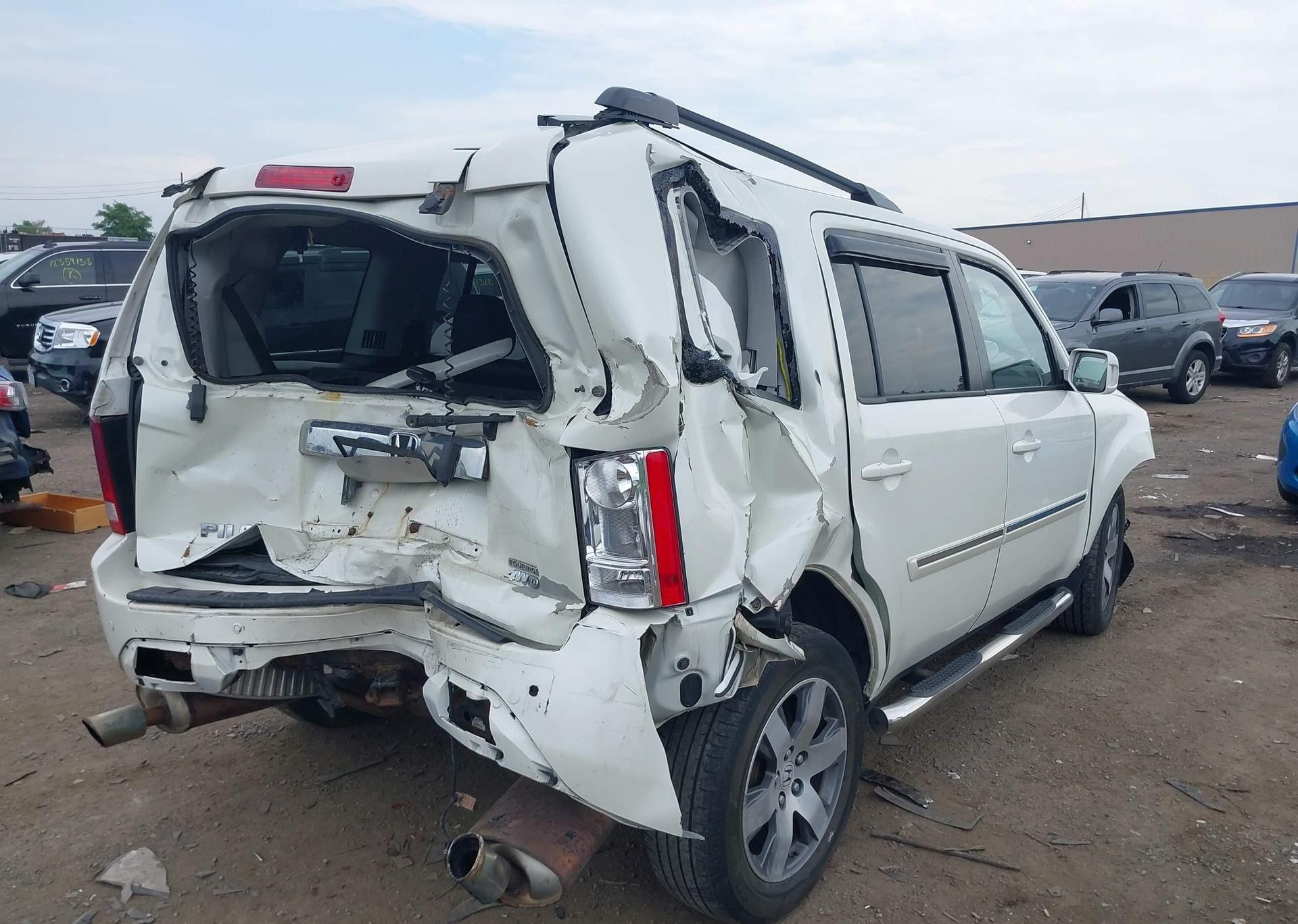 2015 HONDA PILOT