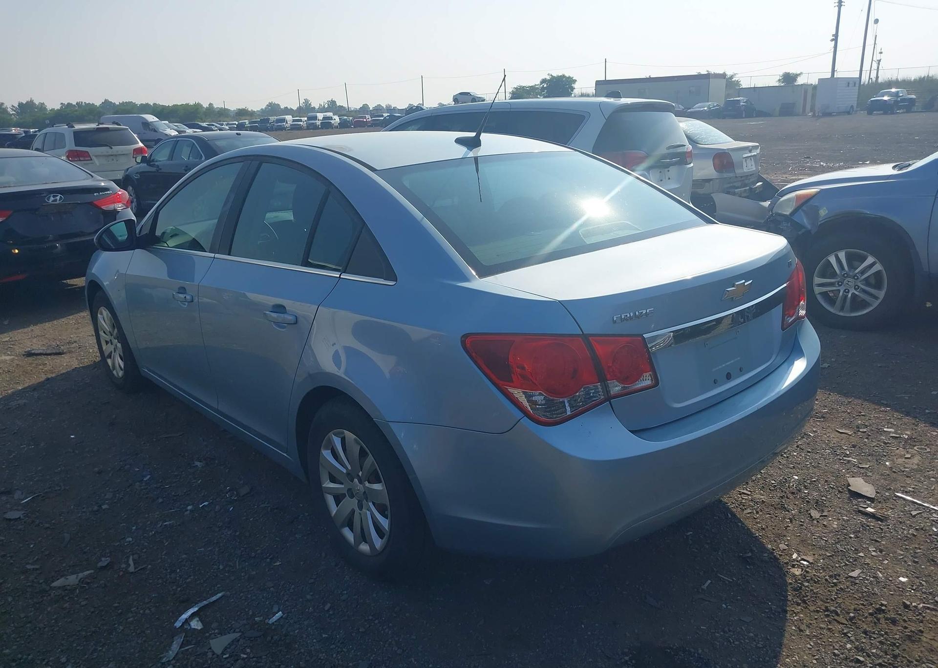 2011 CHEVROLET CRUZE LT