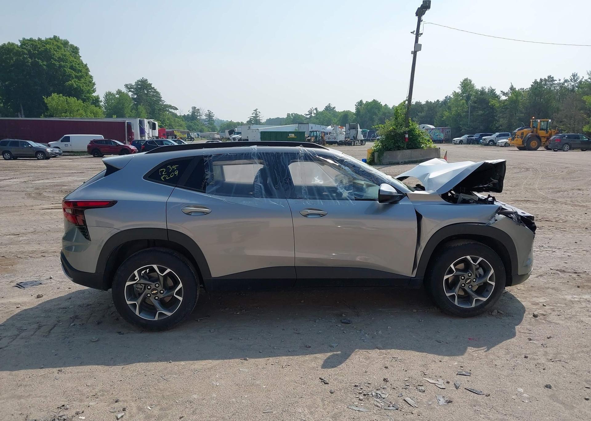 2024 CHEVROLET TRAX 1LT