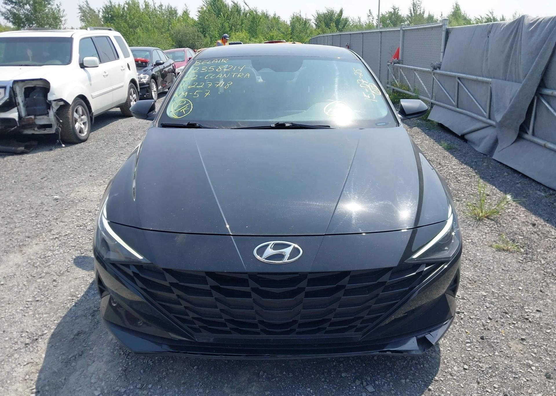 2022 HYUNDAI ELANTRA