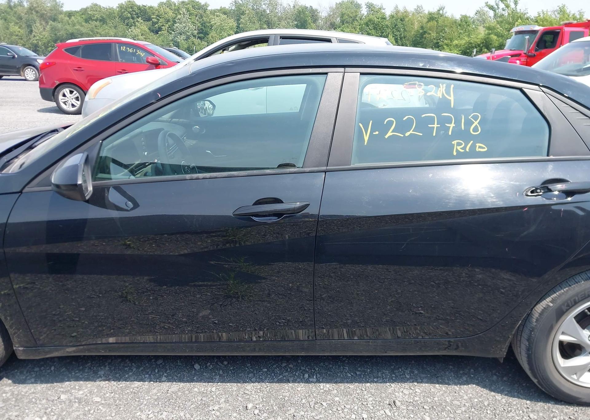 2022 HYUNDAI ELANTRA