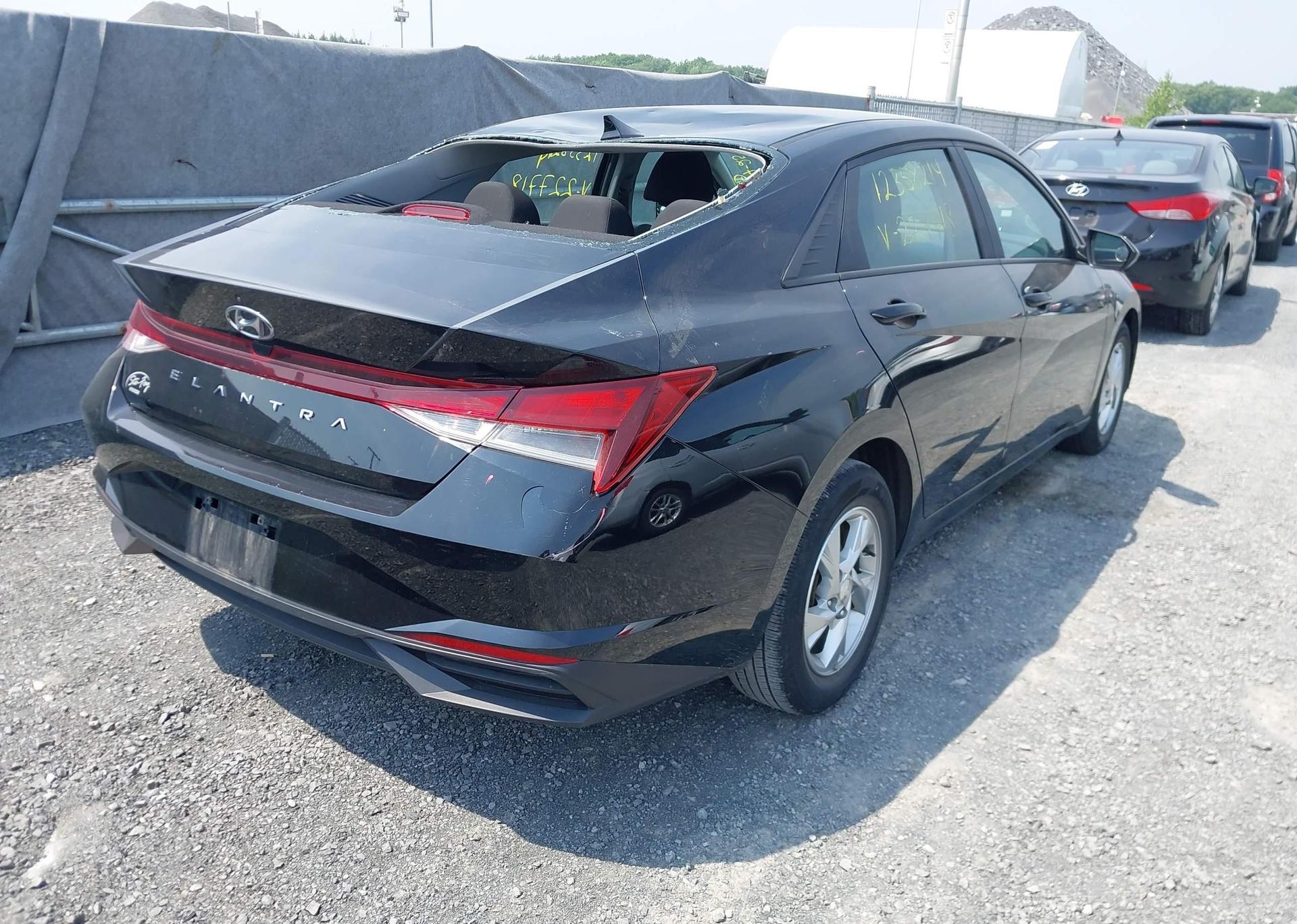 2022 HYUNDAI ELANTRA