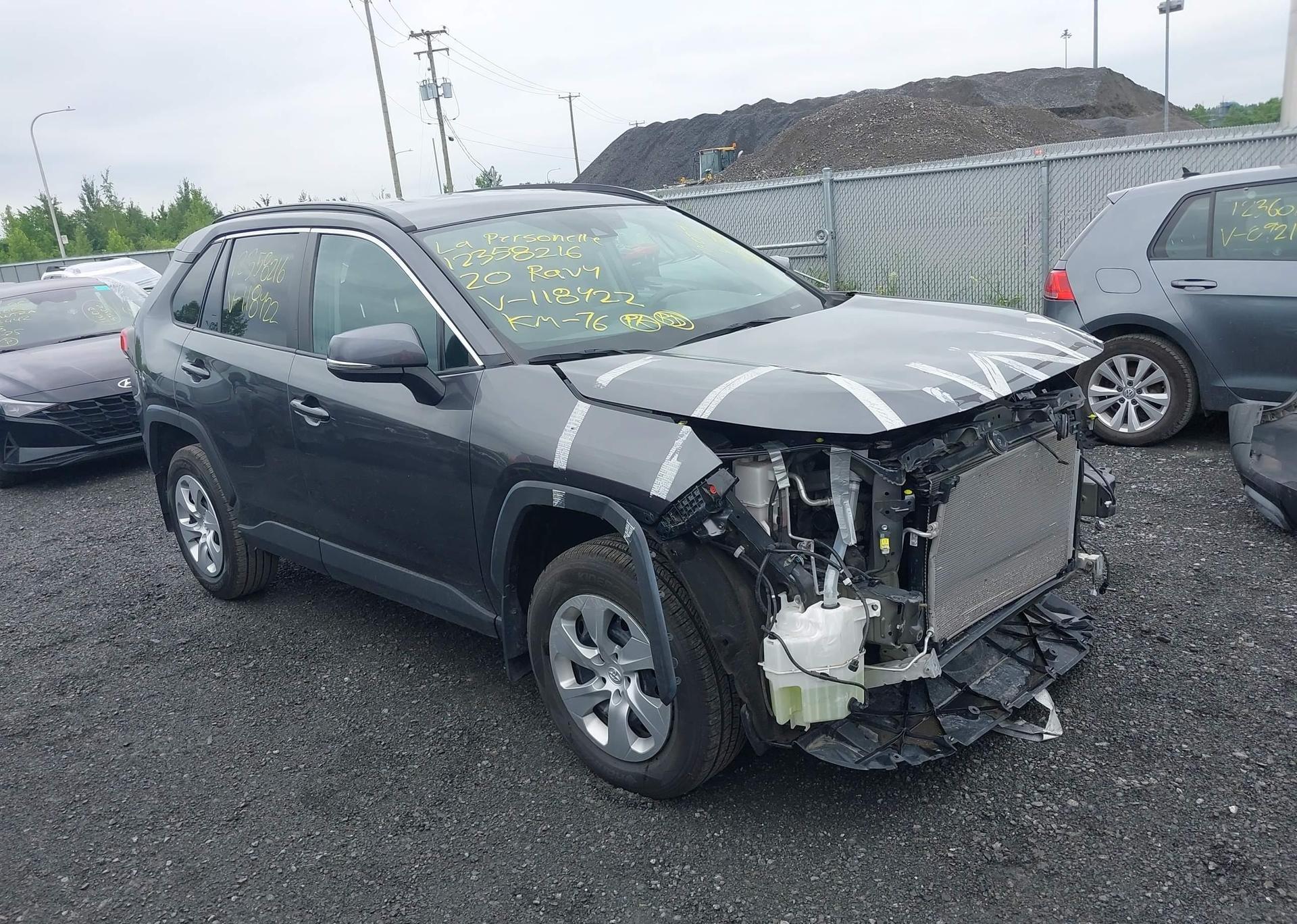 2020 TOYOTA RAV4 LE