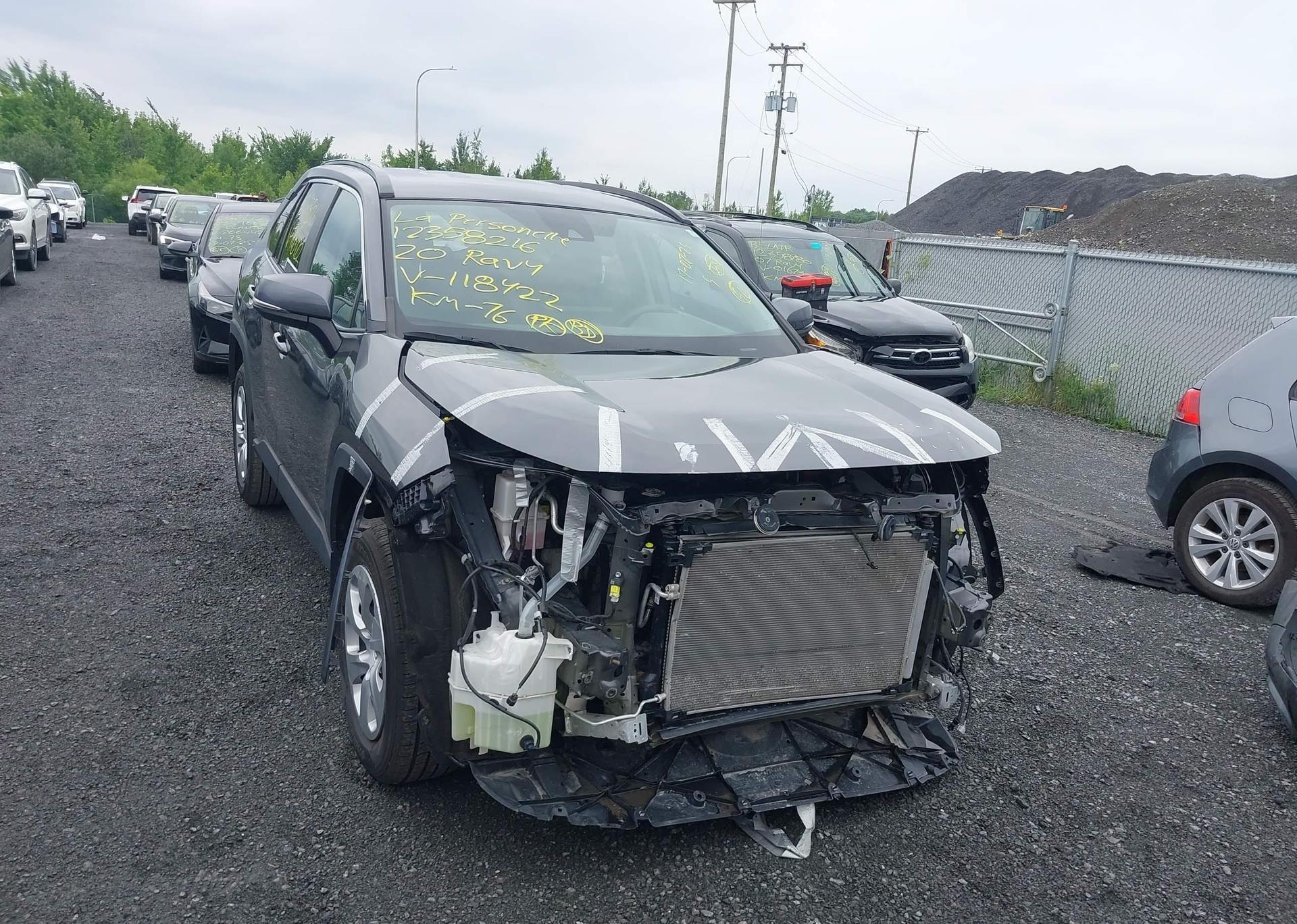 2020 TOYOTA RAV4 LE