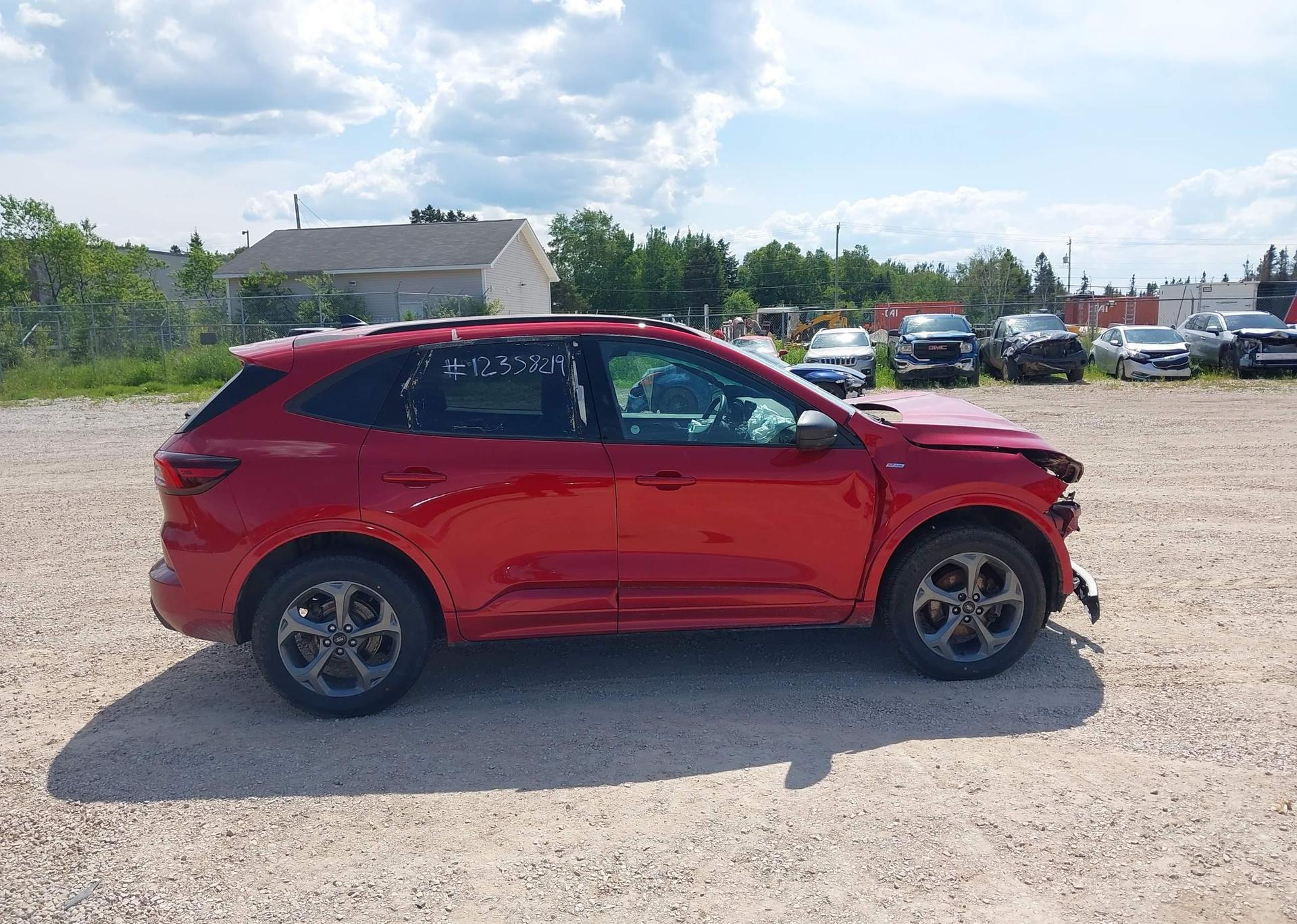 2023 FORD ESCAPE ST LINE