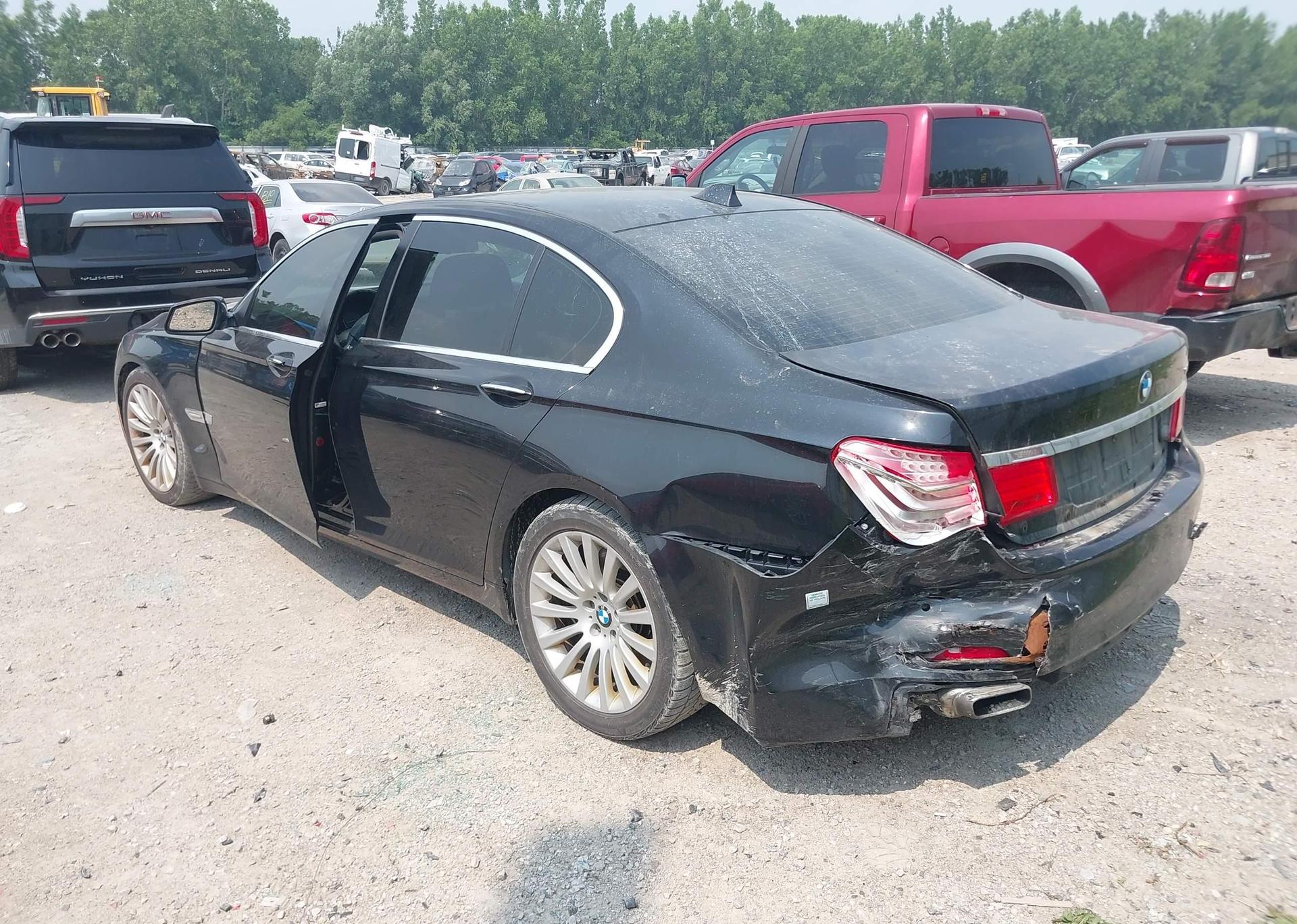 2009 BMW 750I