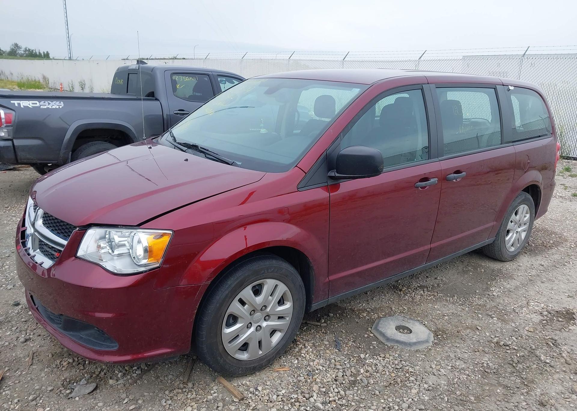 2020 DODGE GRAND CARAVAN SE