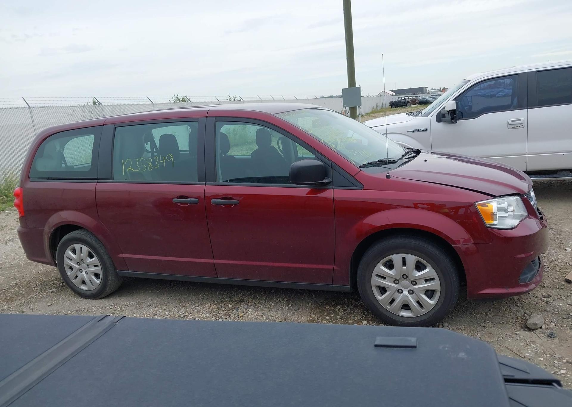 2020 DODGE GRAND CARAVAN SE