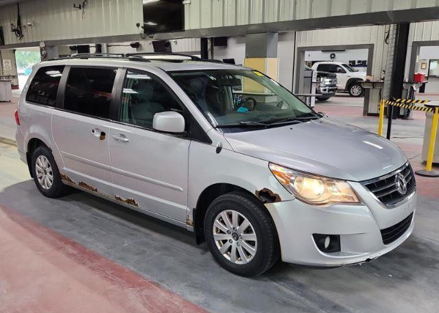 2009 VOLKSWAGEN ROUTAN SEL