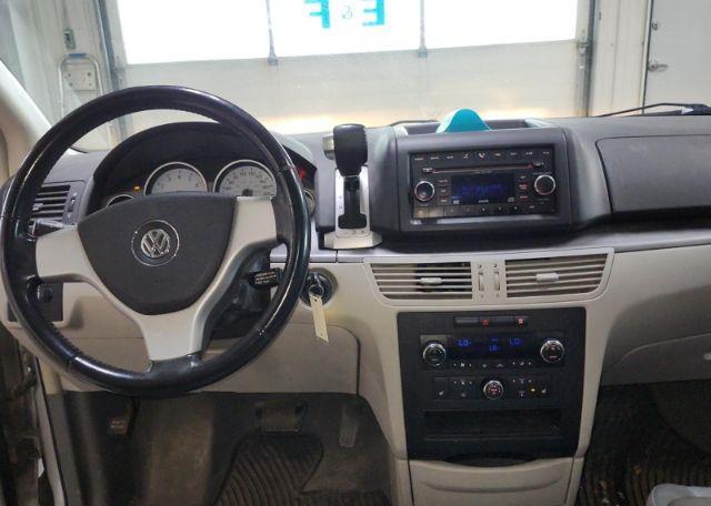 2009 VOLKSWAGEN ROUTAN SEL