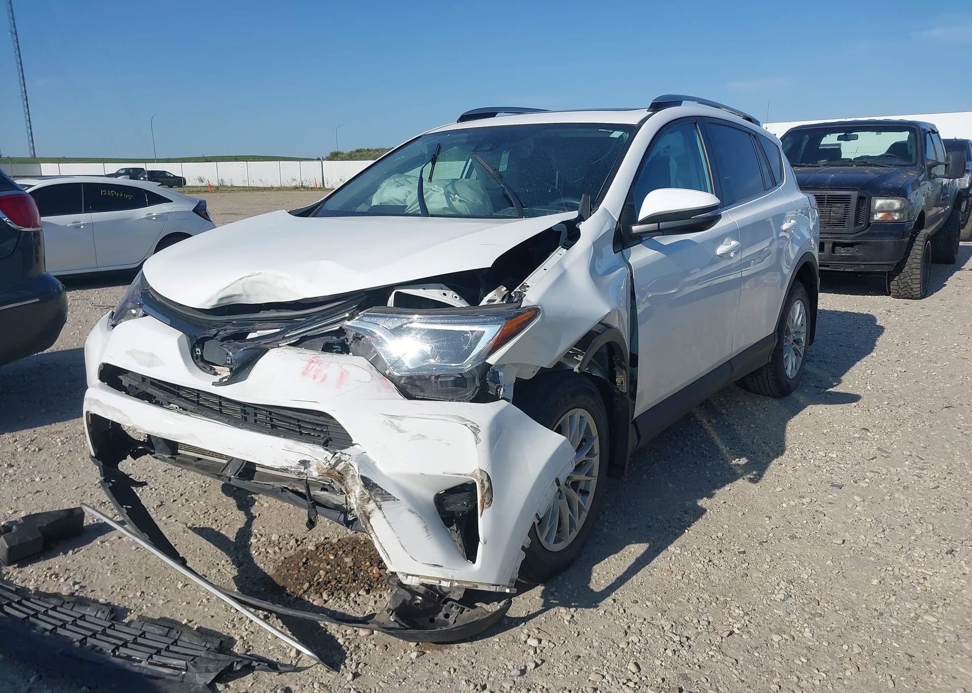 2017 TOYOTA RAV4 XLE